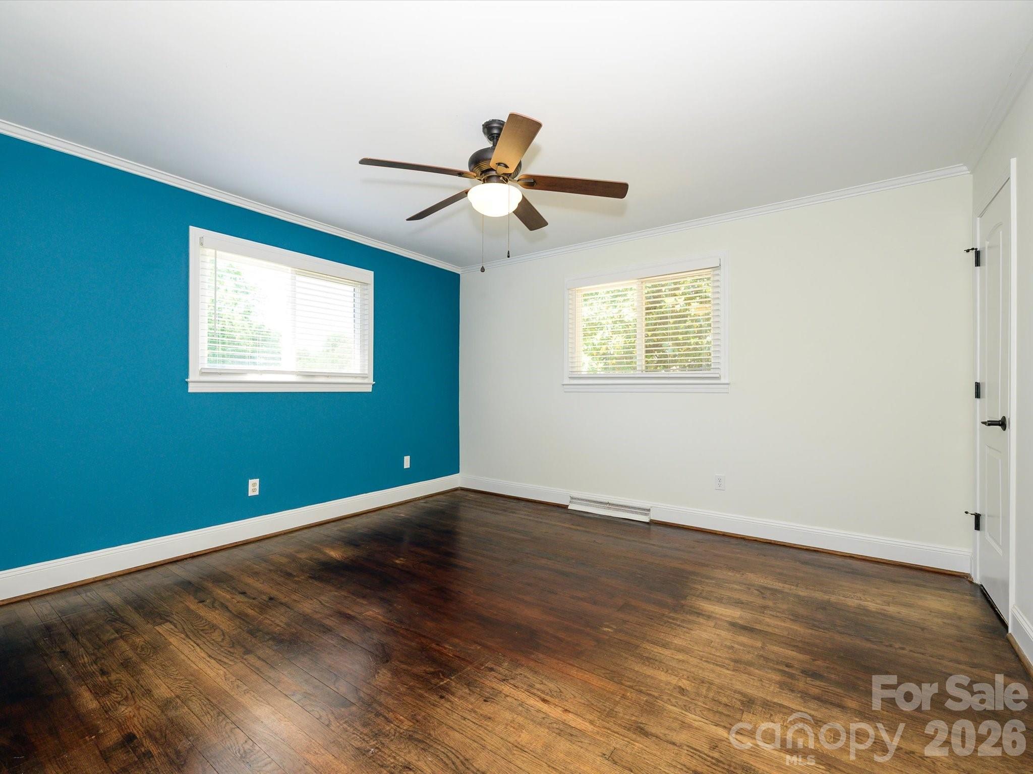 354 S Magnolia Street — Mooresville
