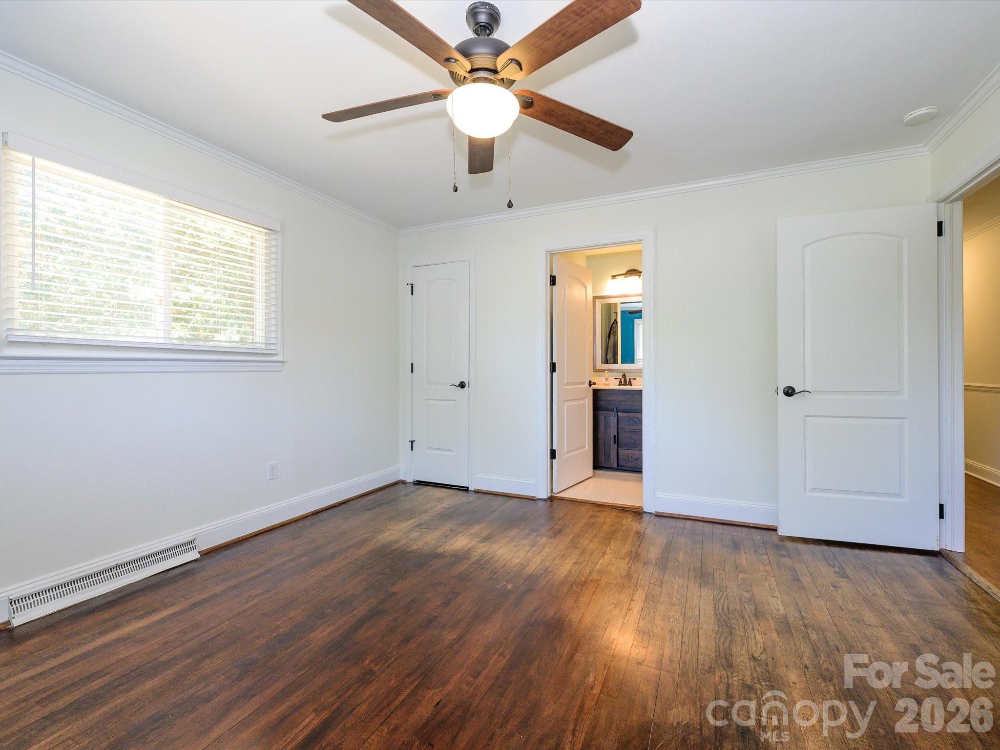 354 S Magnolia Street — Mooresville