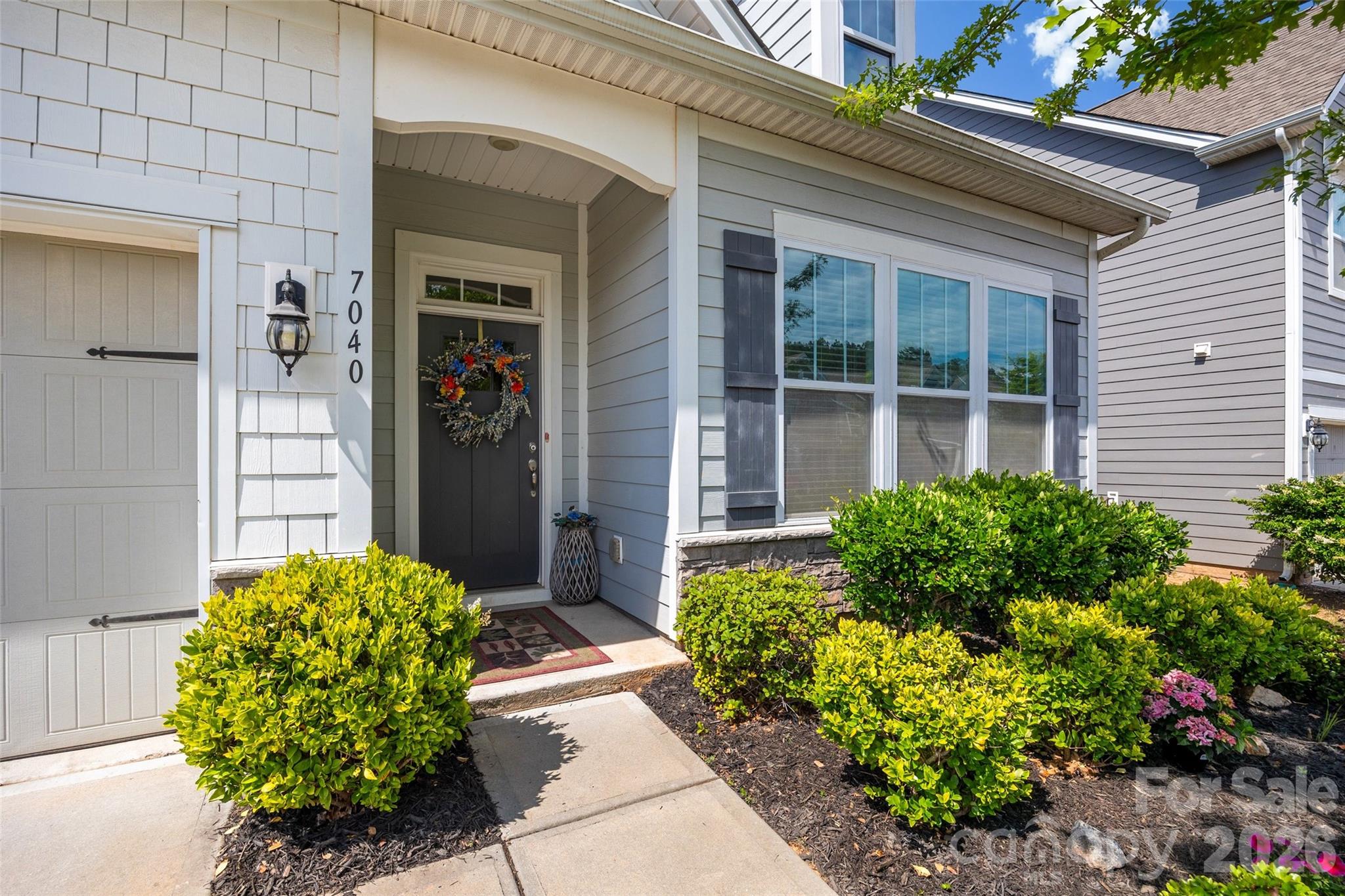 7040 Chrysanthemum Road — Lancaster