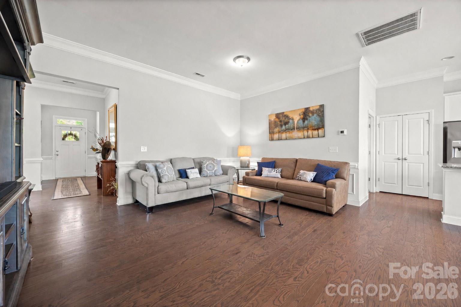 7040 Chrysanthemum Road — Lancaster