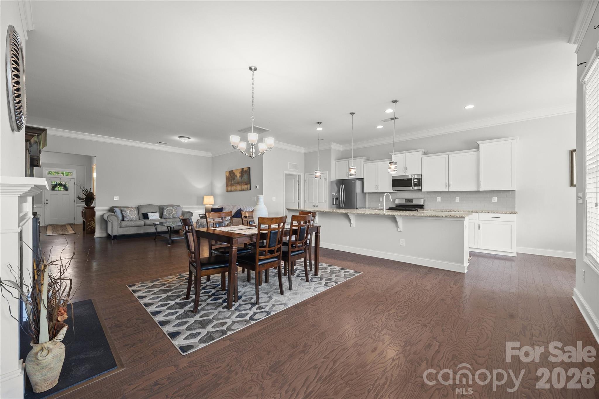 7040 Chrysanthemum Road — Lancaster