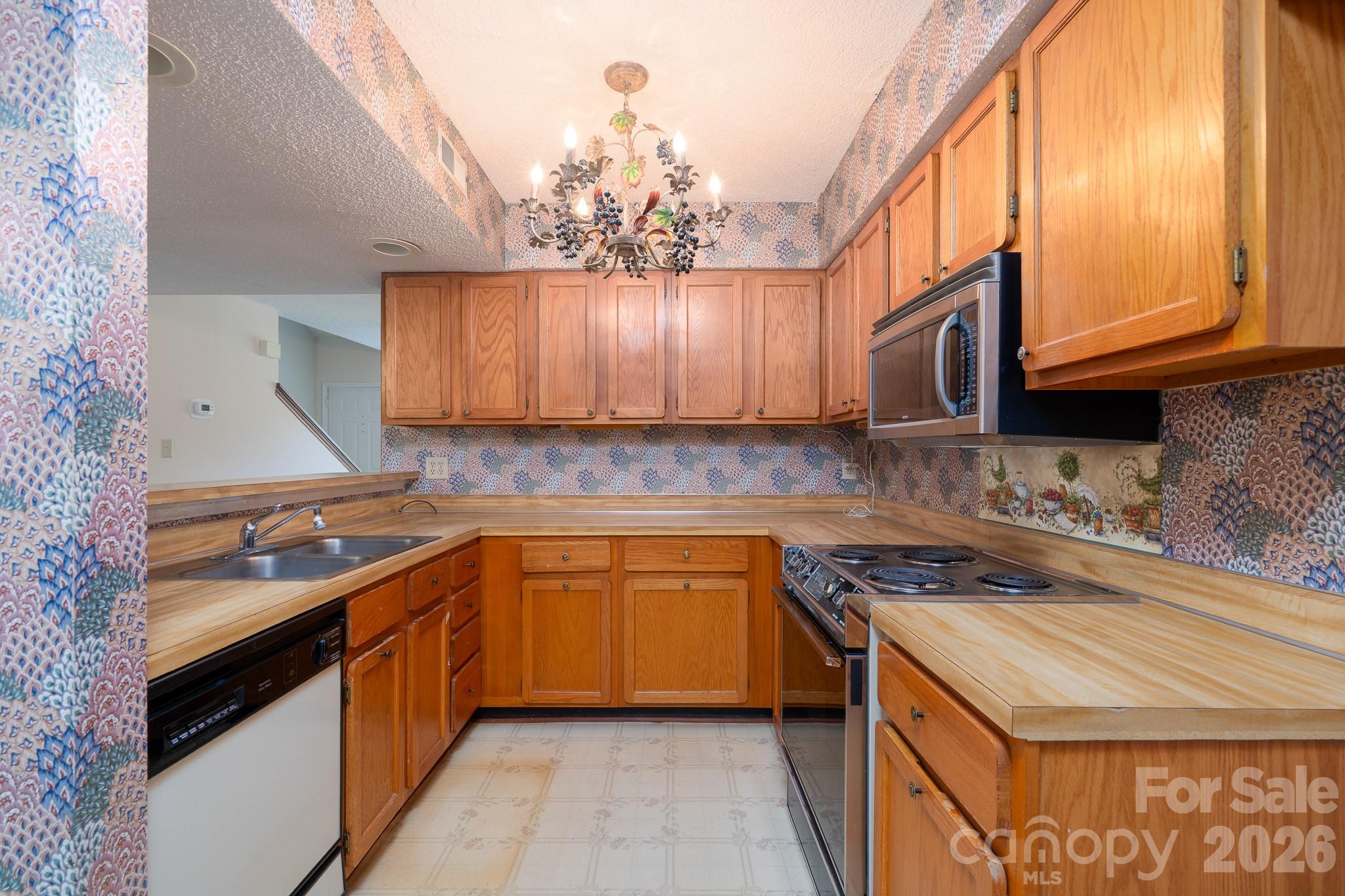 10969 Carmel Crossing Road — Charlotte