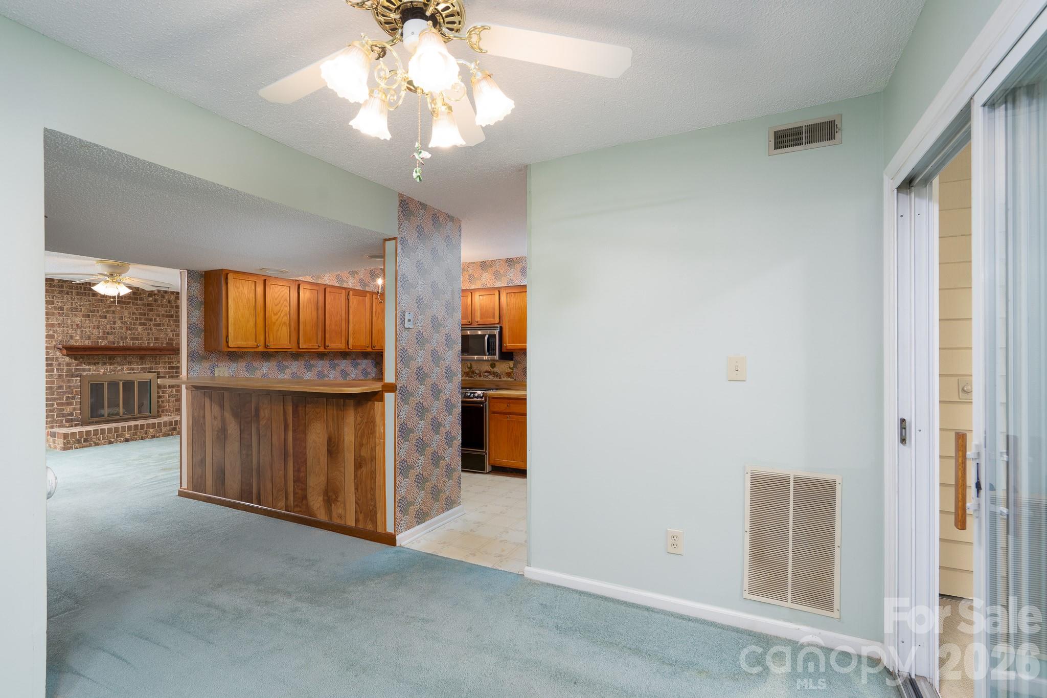 10969 Carmel Crossing Road — Charlotte