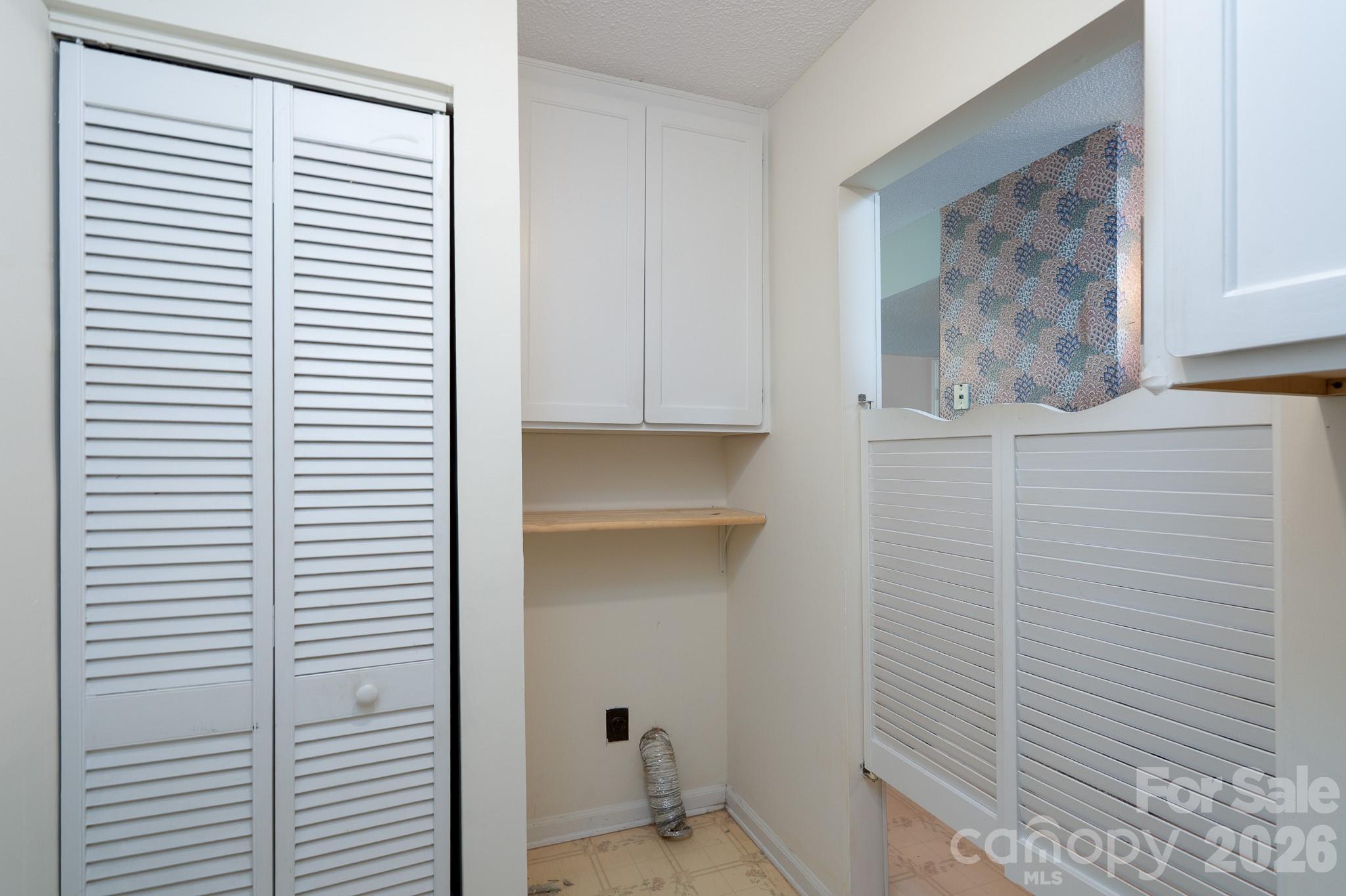 10969 Carmel Crossing Road — Charlotte