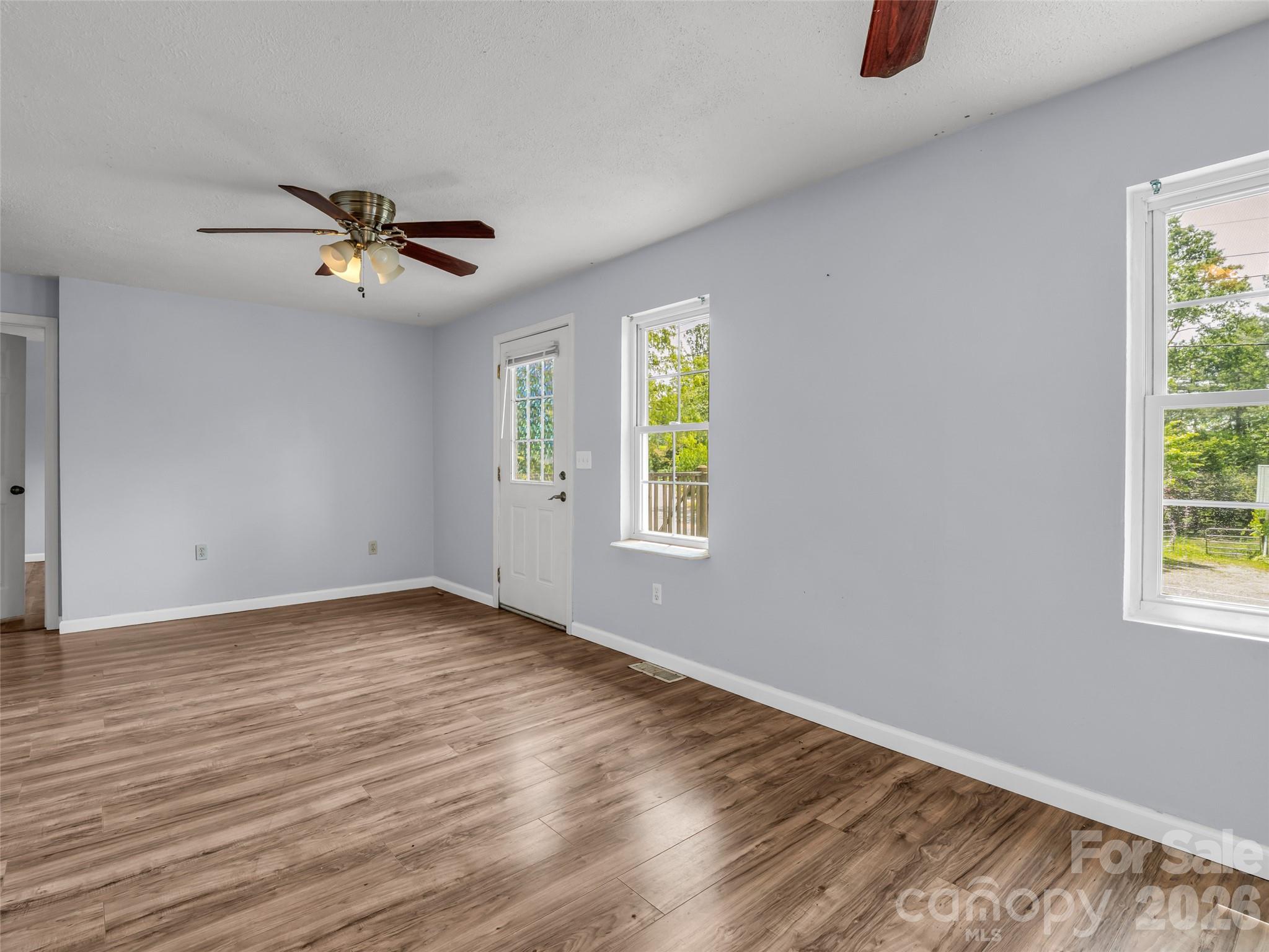 1916 Old Spartanburg Road — Hendersonville