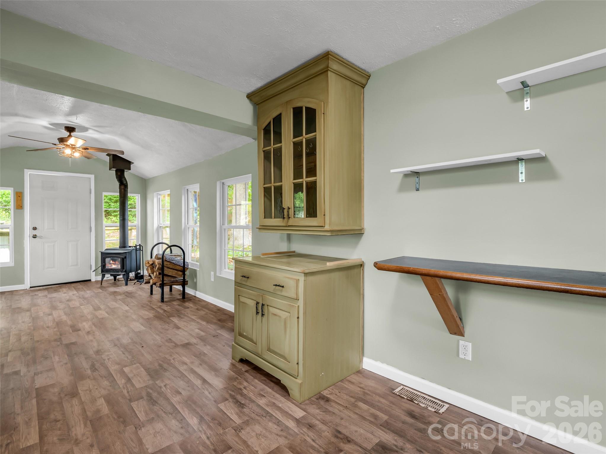 1916 Old Spartanburg Road — Hendersonville
