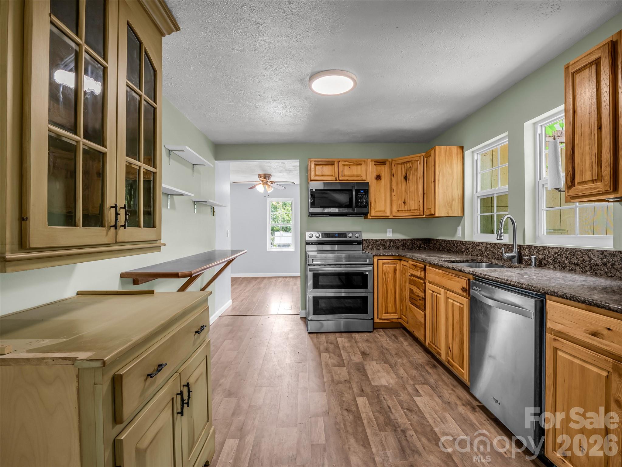 1916 Old Spartanburg Road — Hendersonville
