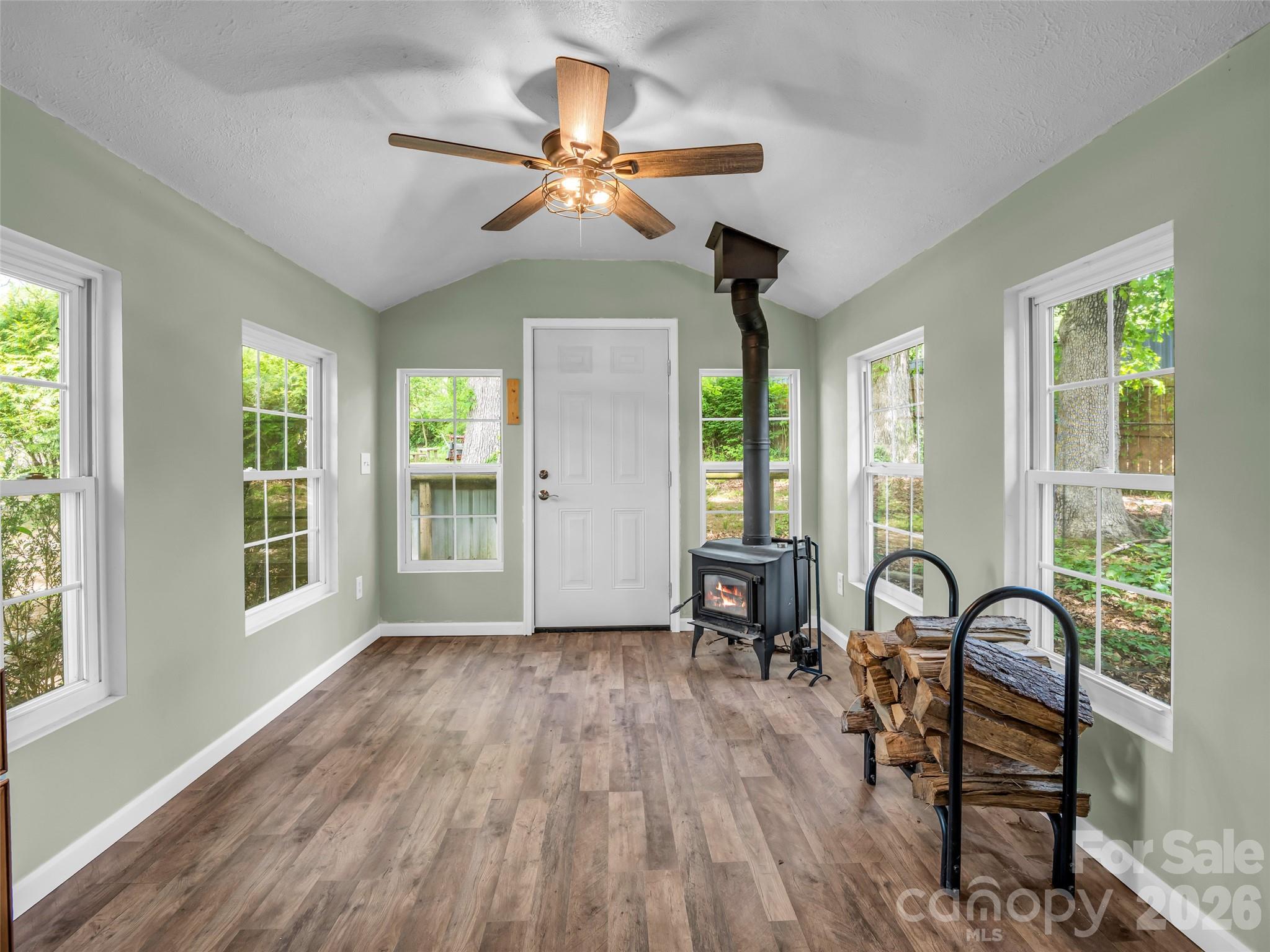 1916 Old Spartanburg Road — Hendersonville