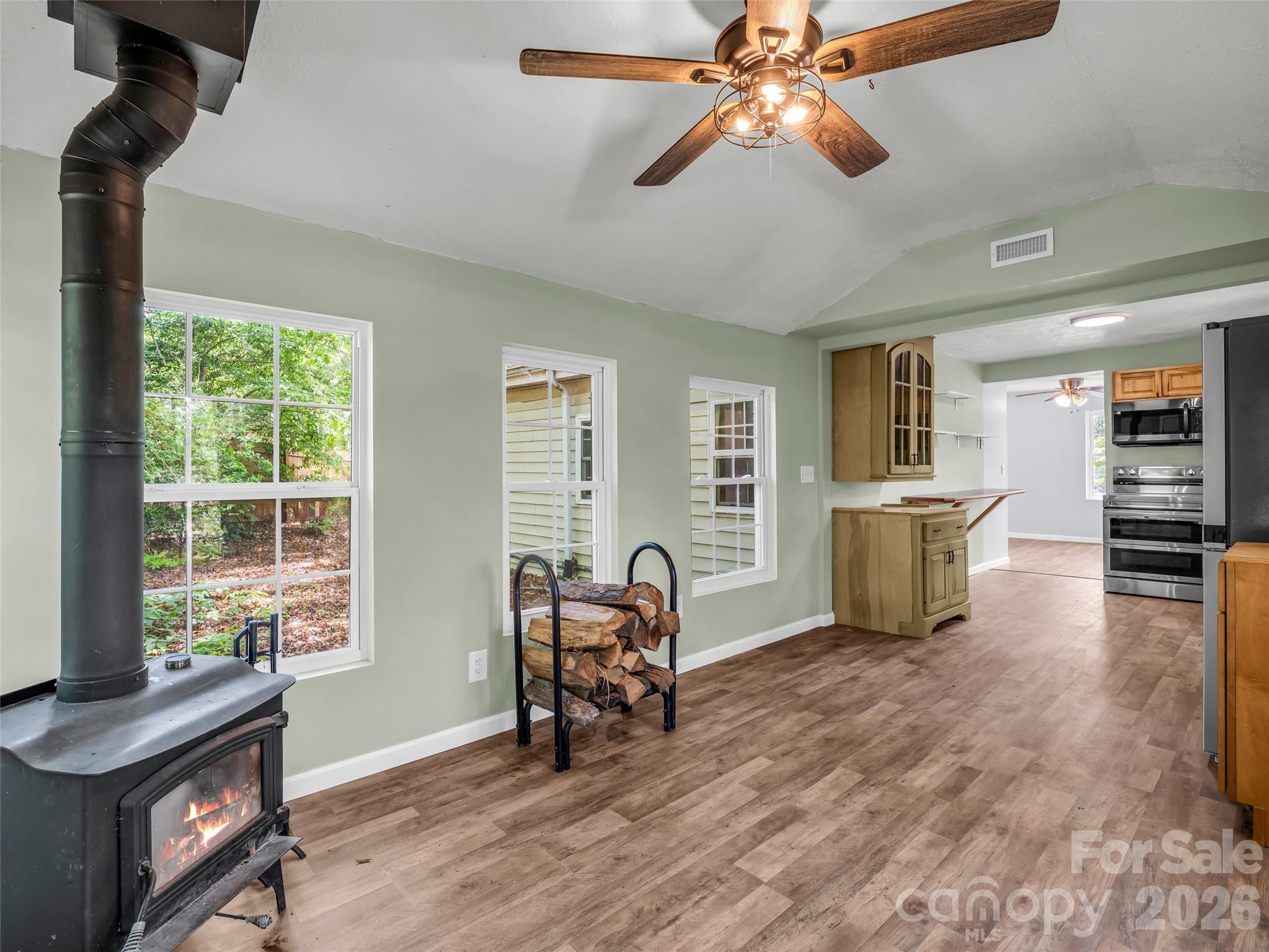 1916 Old Spartanburg Road — Hendersonville