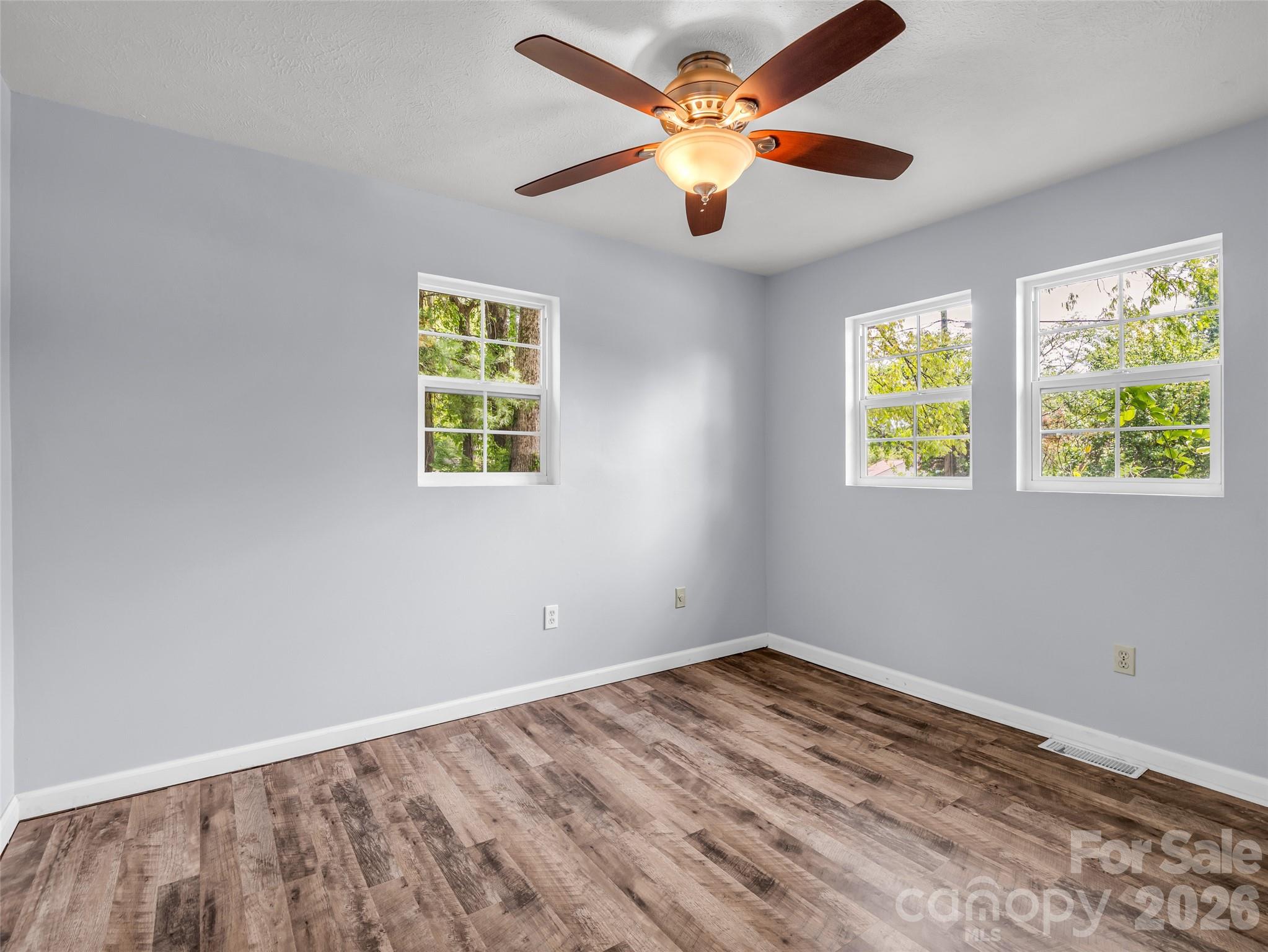 1916 Old Spartanburg Road — Hendersonville