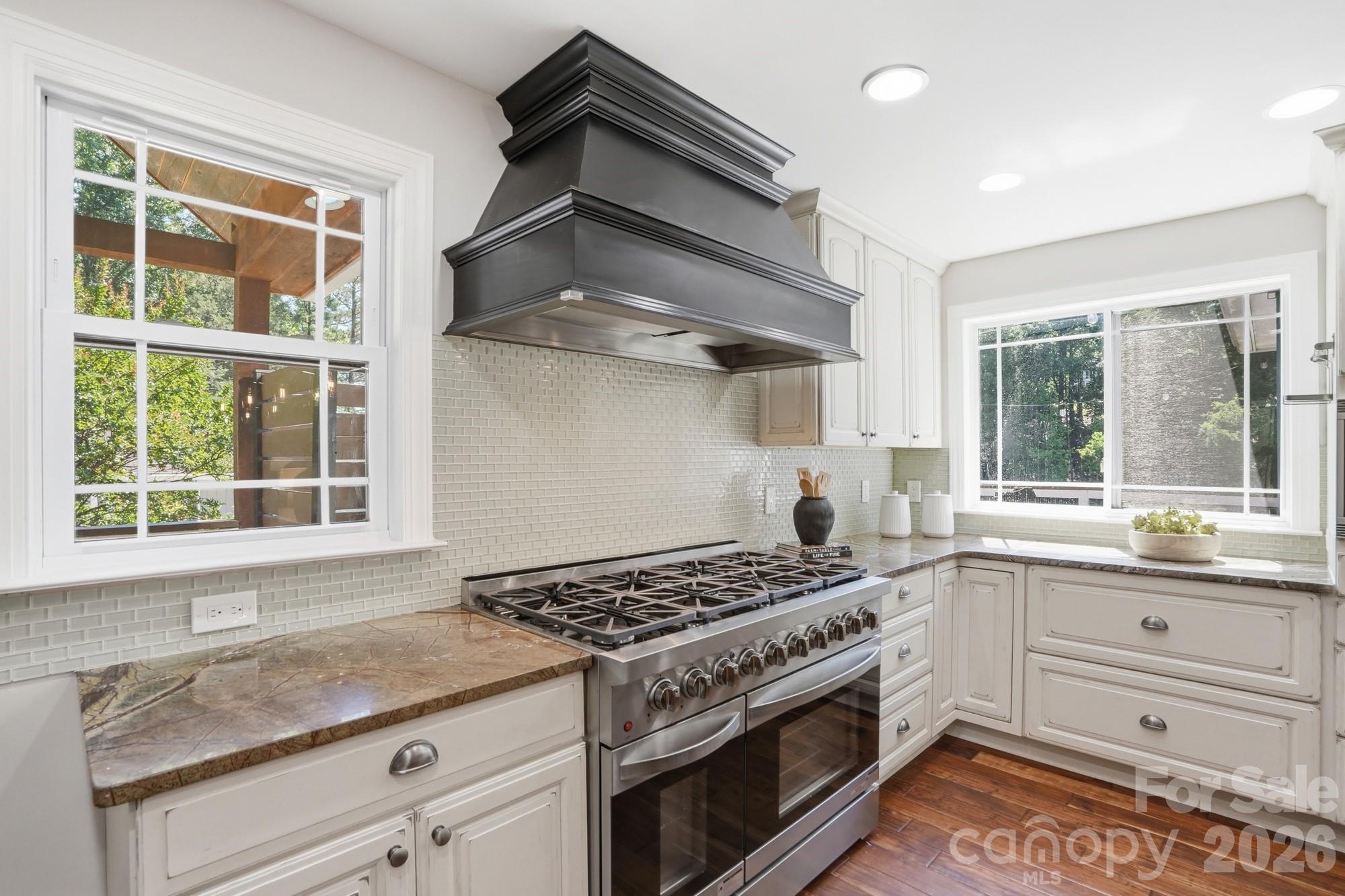 2113 Bon Villa Way — Tega Cay