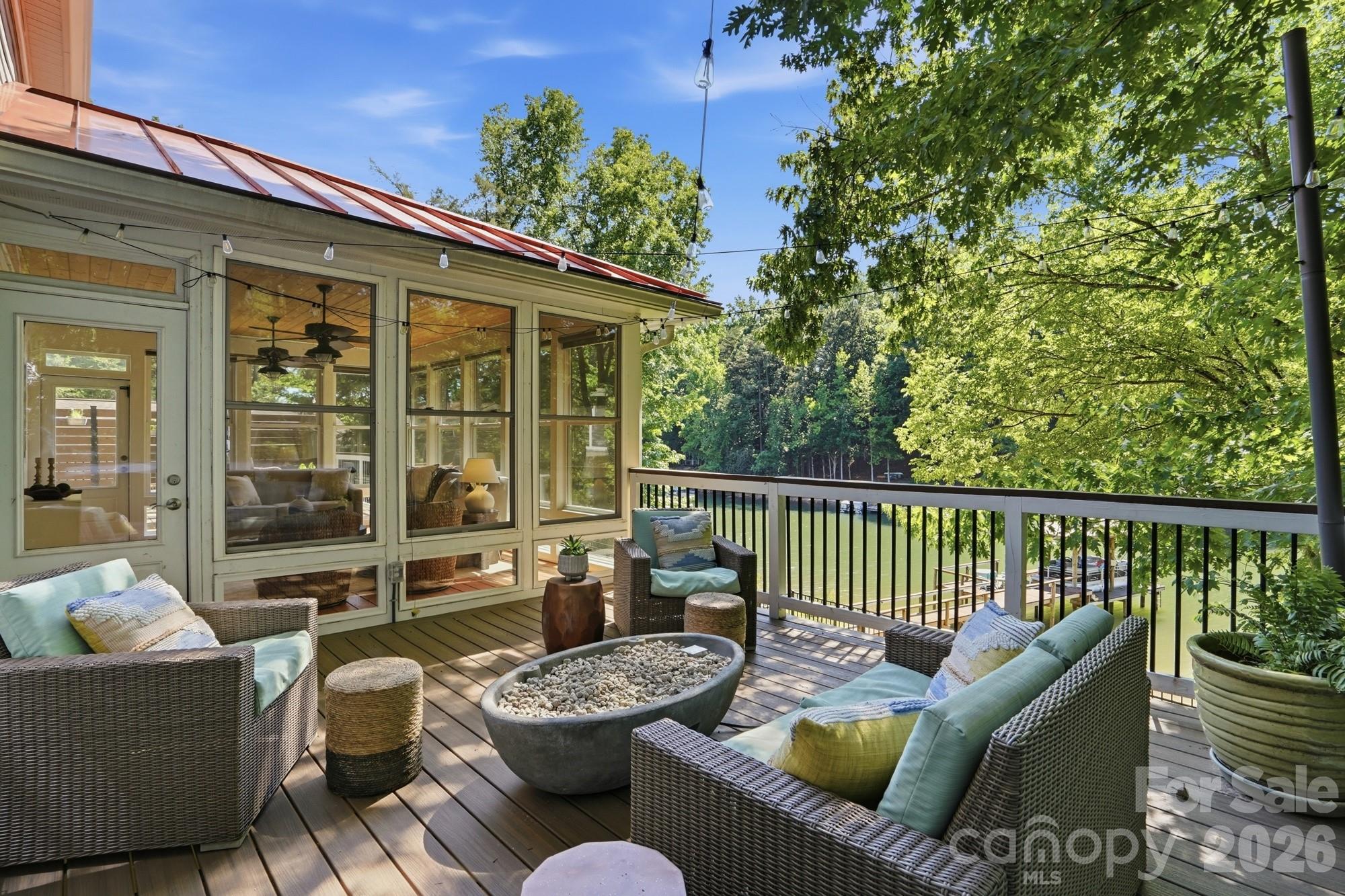 2113 Bon Villa Way — Tega Cay