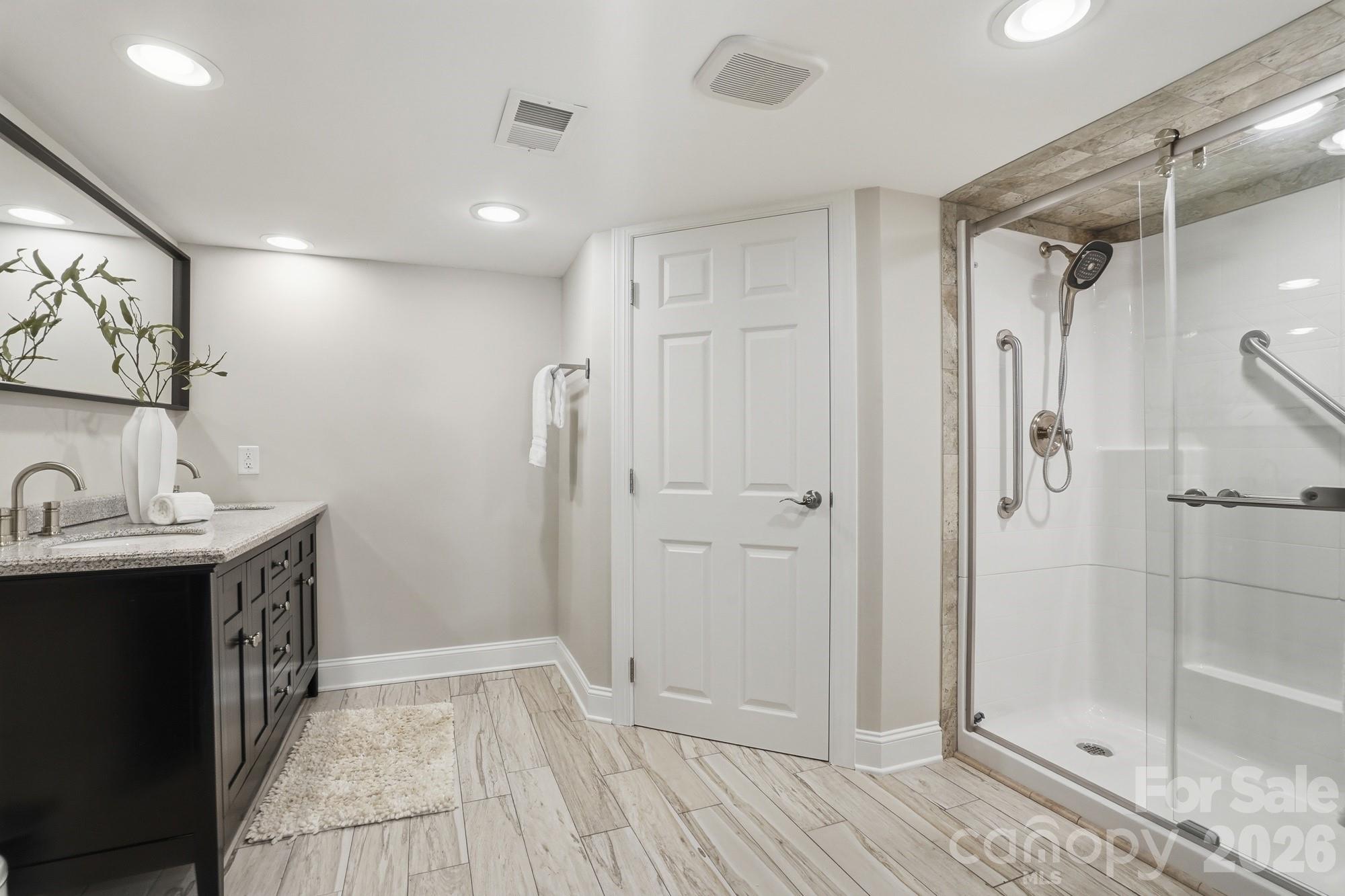 2113 Bon Villa Way — Tega Cay