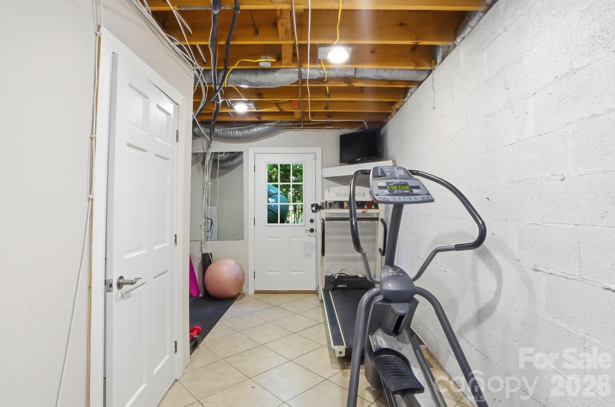 2113 Bon Villa Way — Tega Cay