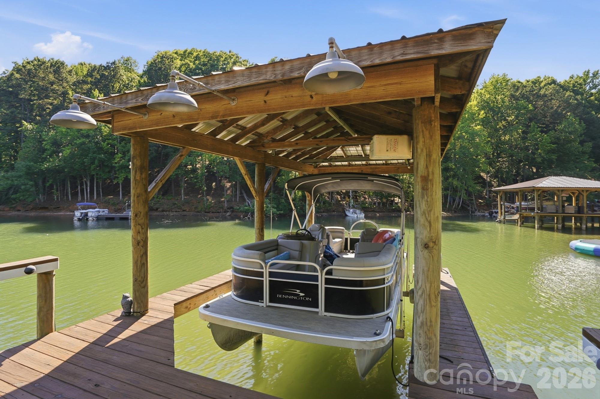 2113 Bon Villa Way — Tega Cay