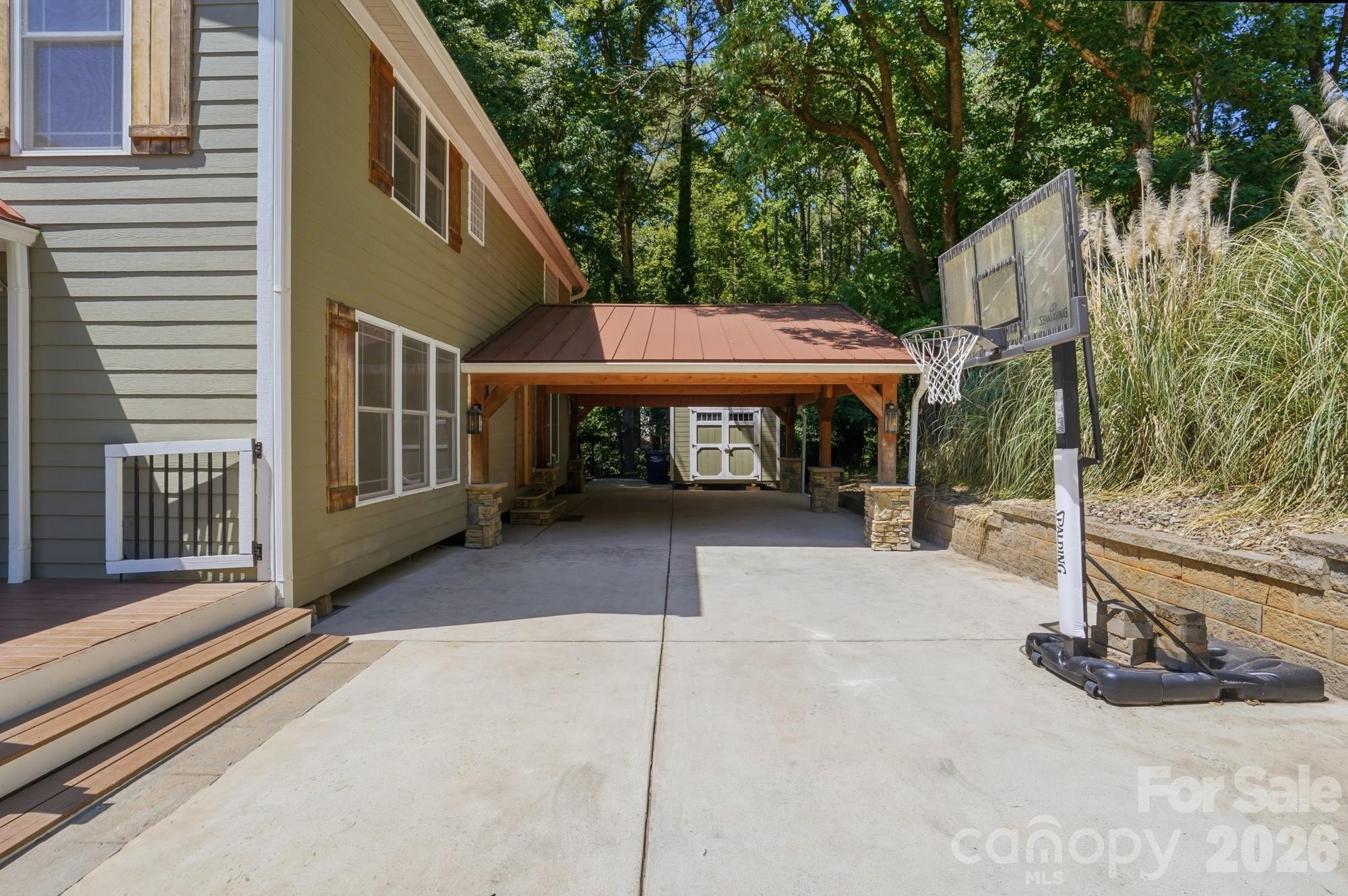 2113 Bon Villa Way — Tega Cay
