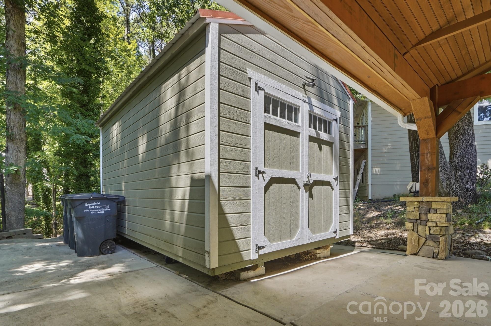 2113 Bon Villa Way — Tega Cay