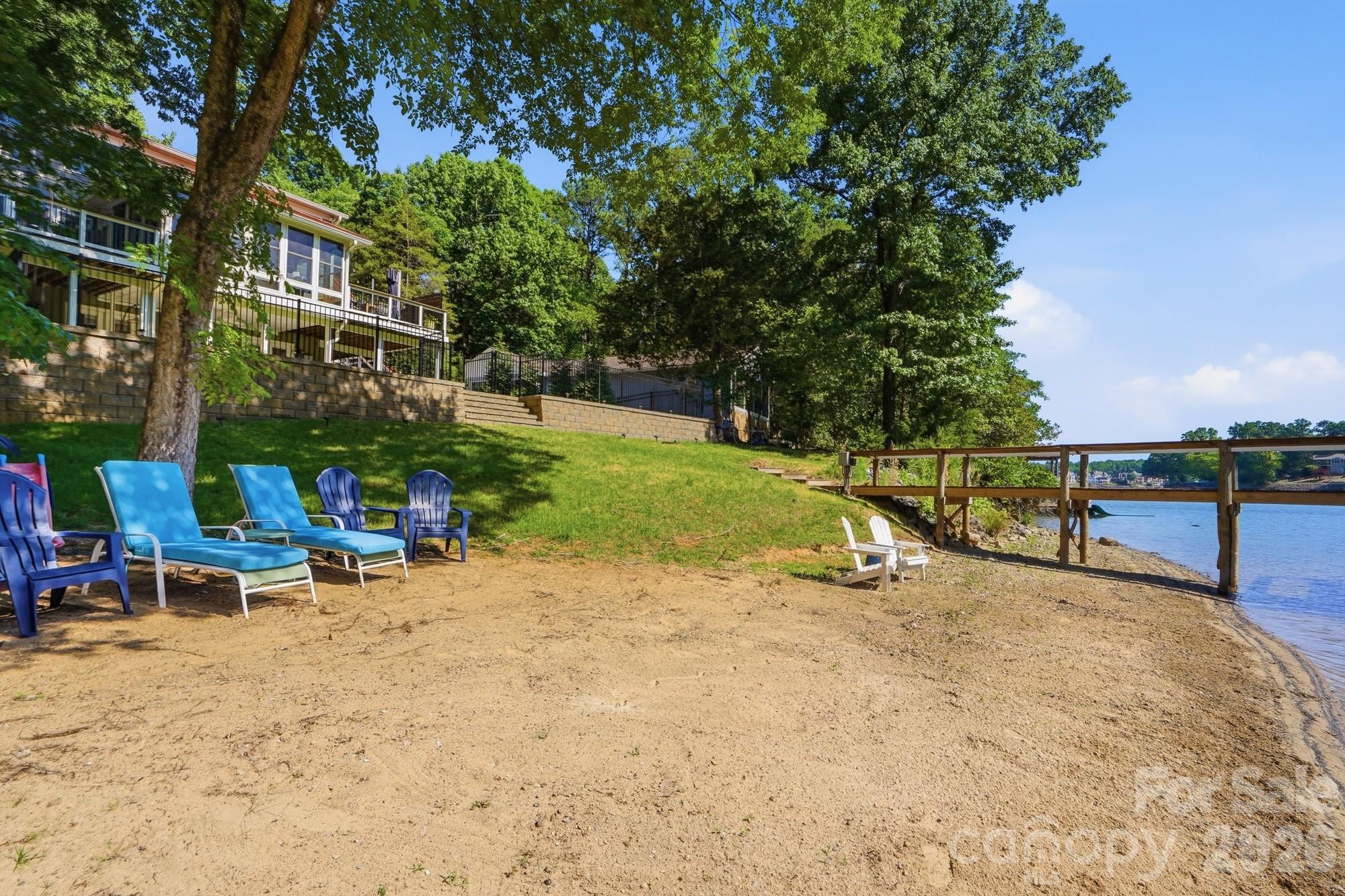 2113 Bon Villa Way — Tega Cay