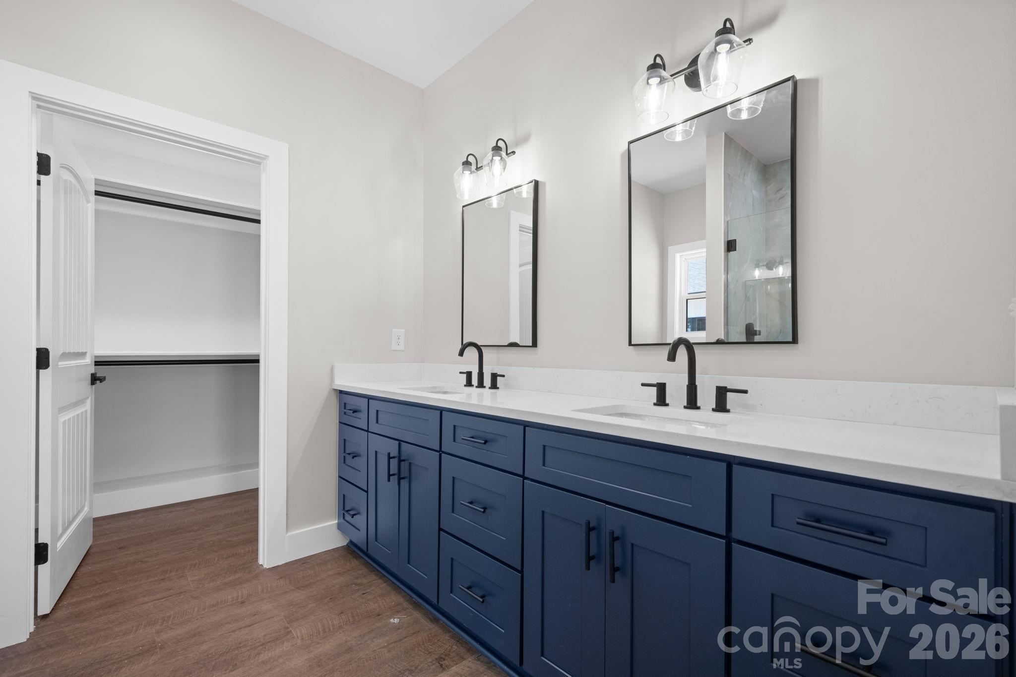 917 Overlook Drive SW — Lenoir