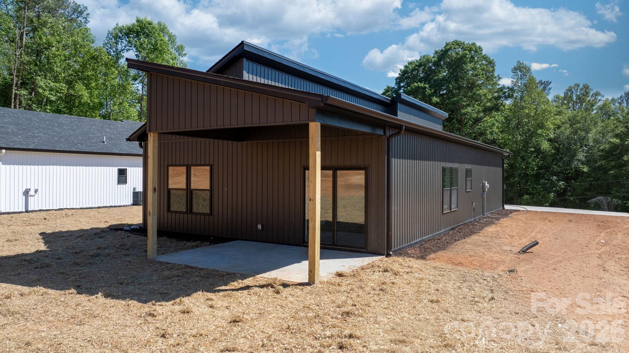 917 Overlook Drive SW — Lenoir