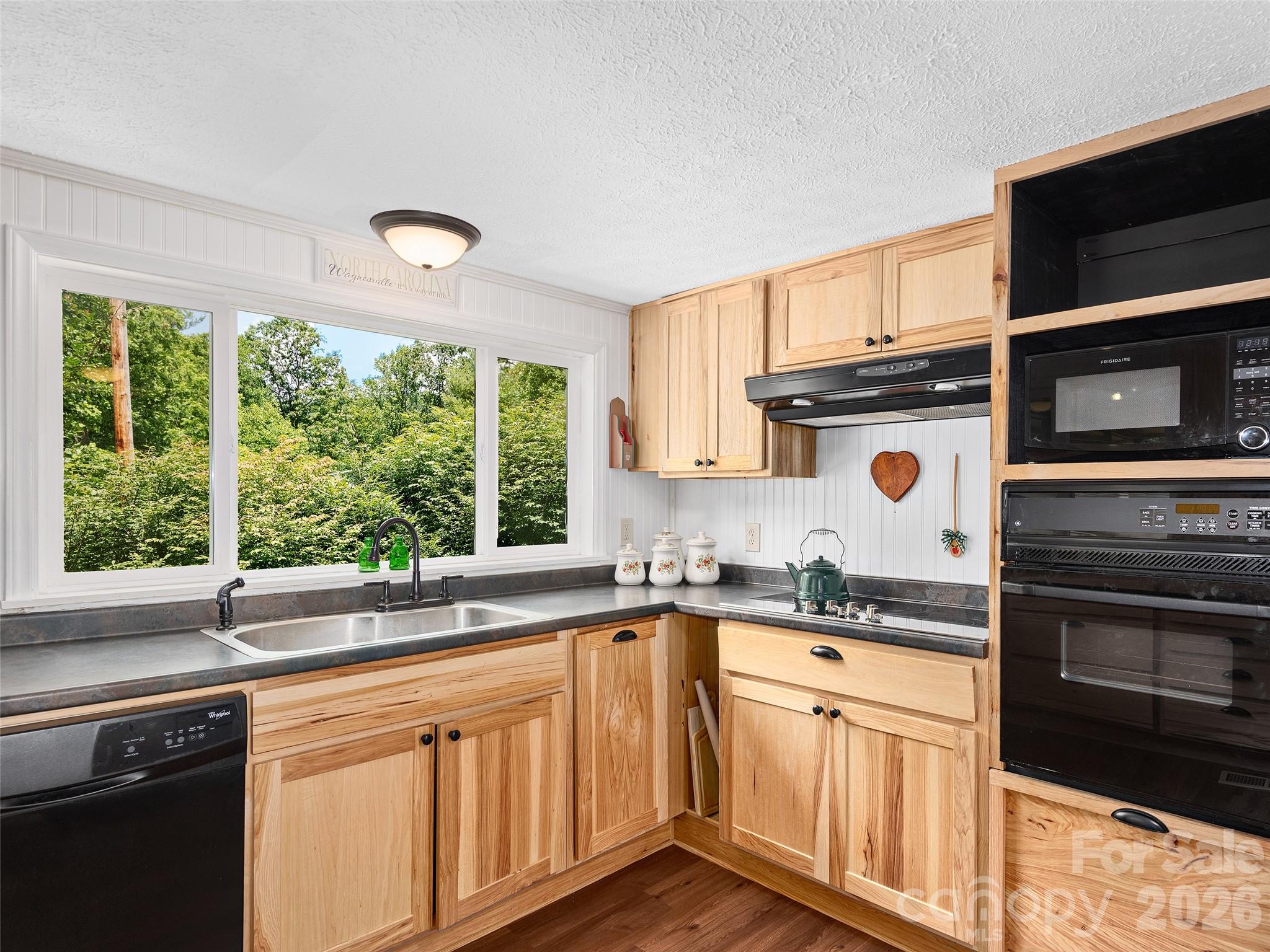 185 Indian Springs Road — Clyde