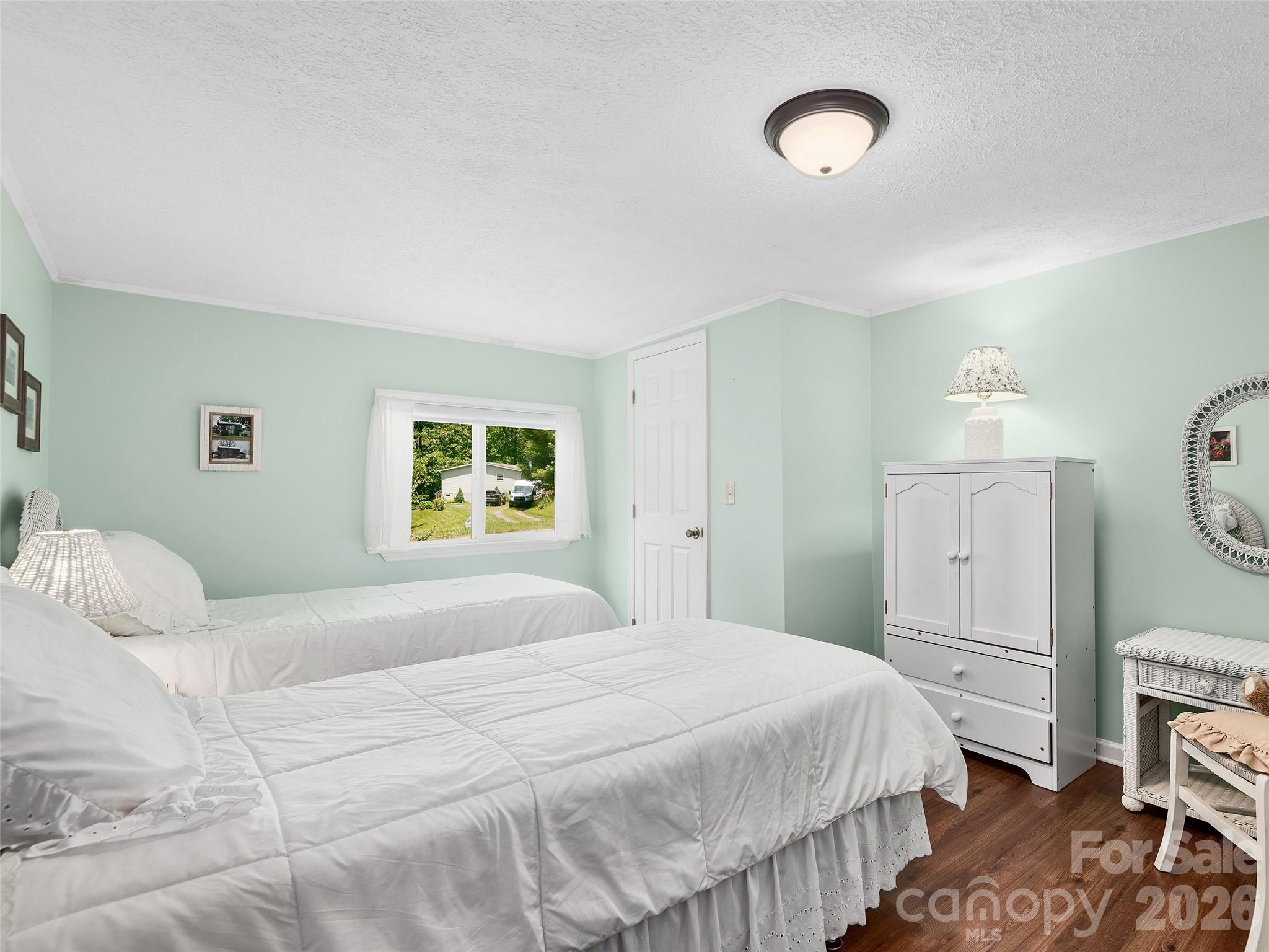 185 Indian Springs Road — Clyde