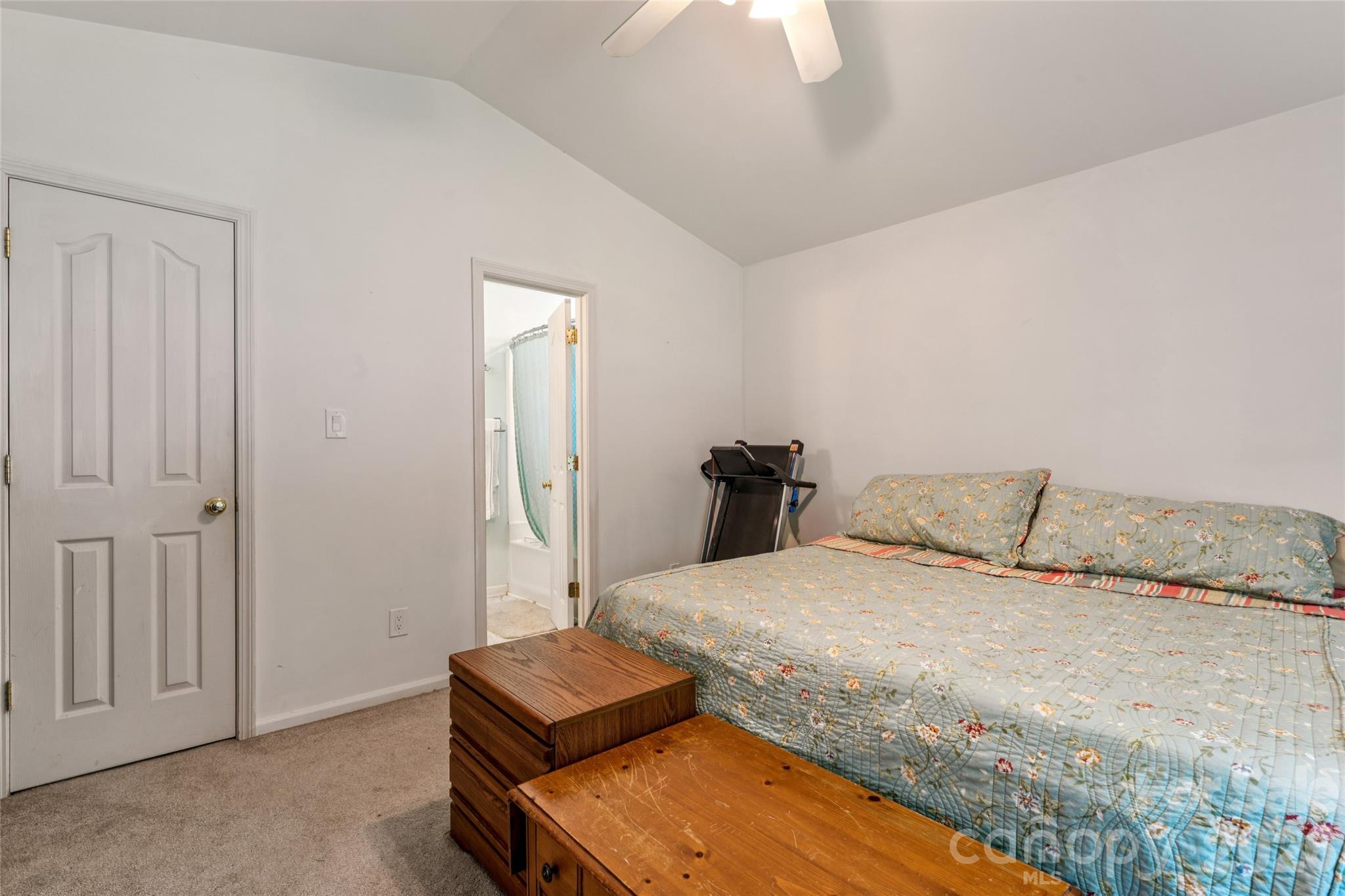 13221 Crooked Pine Court — Charlotte