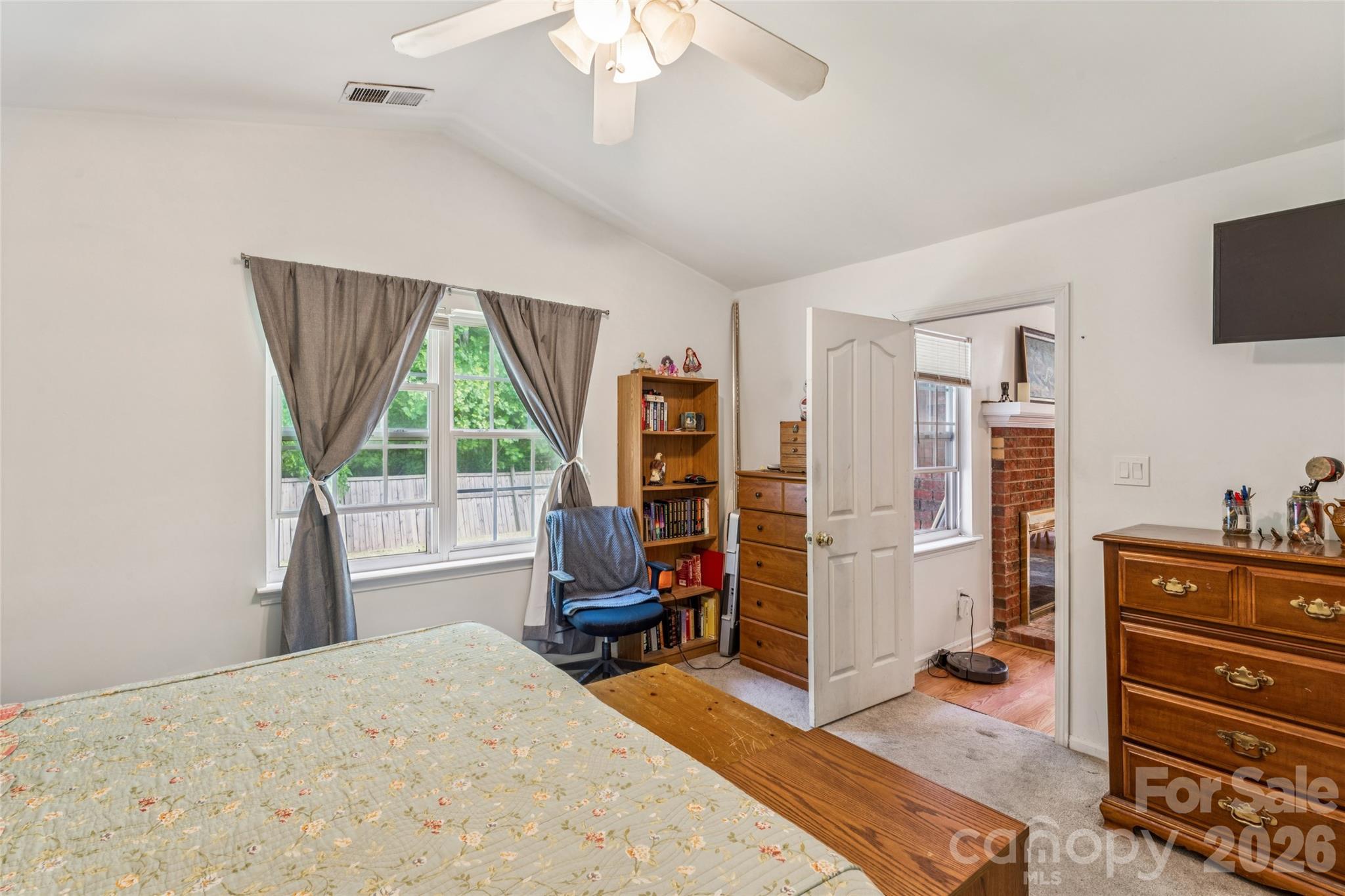 13221 Crooked Pine Court — Charlotte