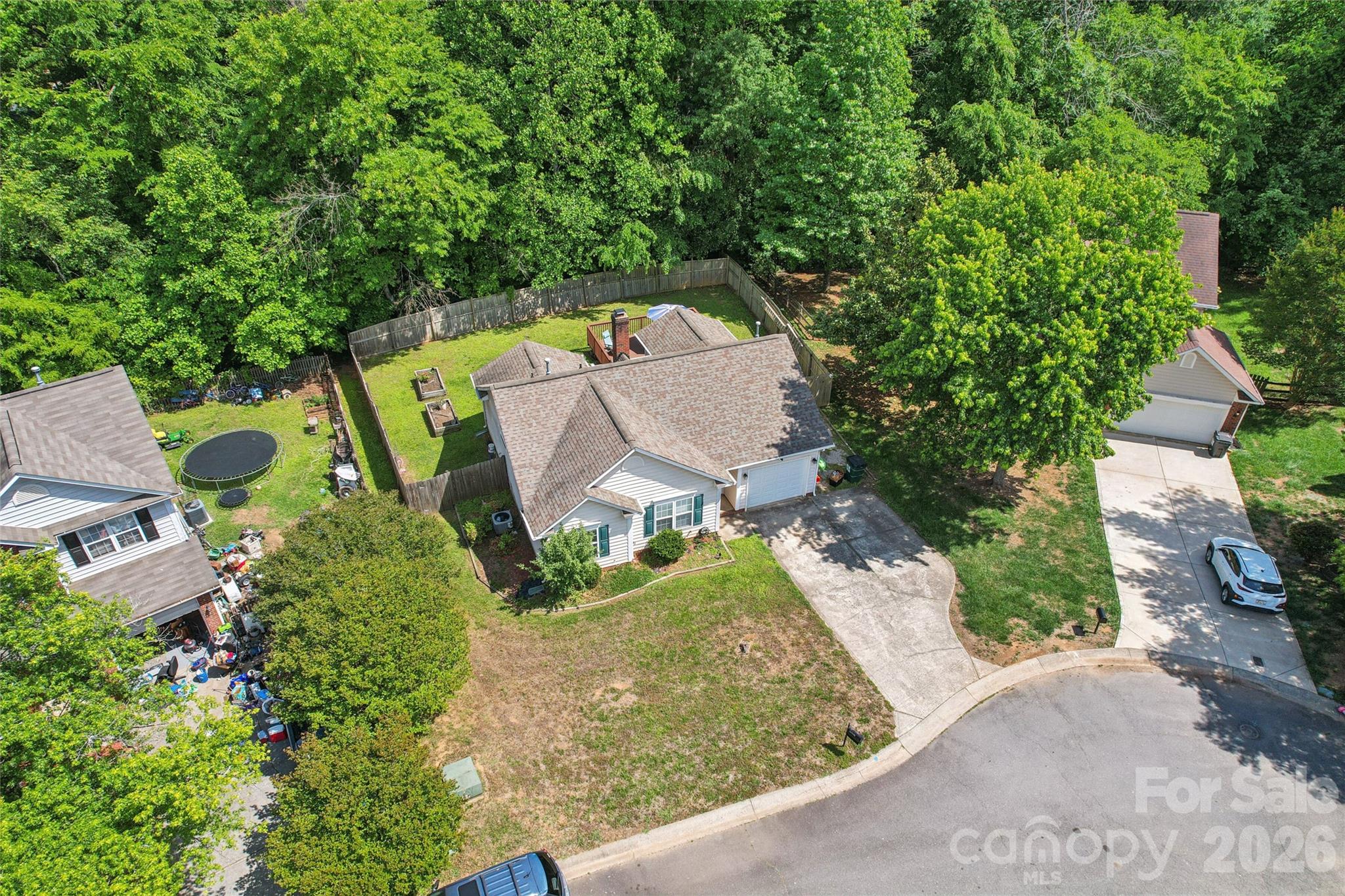 13221 Crooked Pine Court — Charlotte