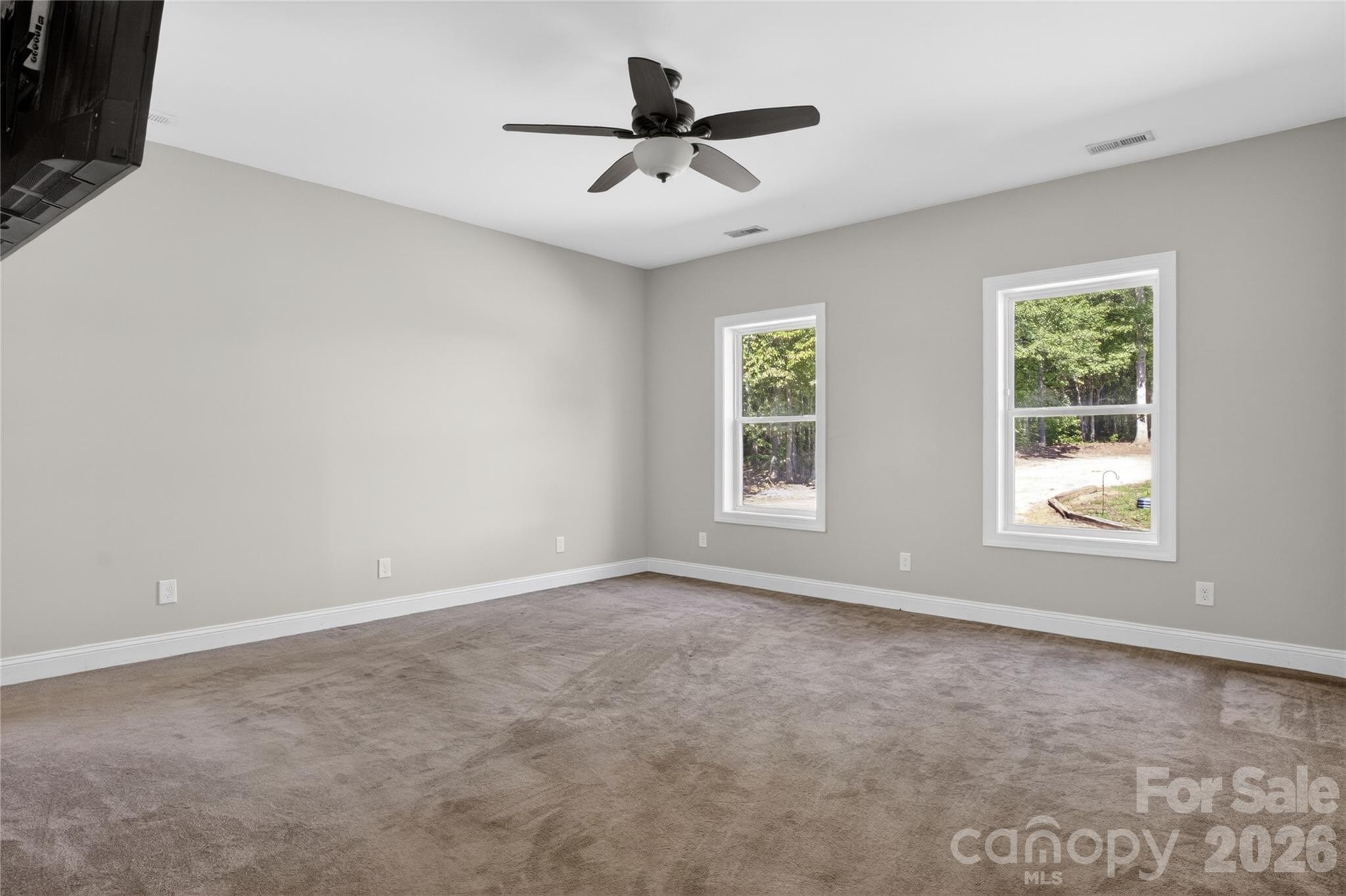 6151 Settlers Trail — Stanfield