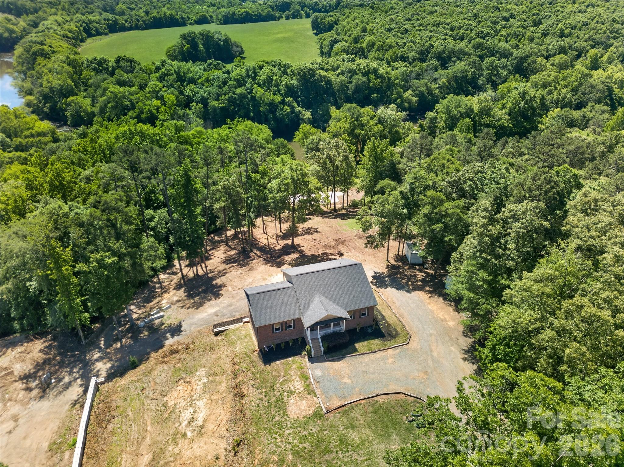 6151 Settlers Trail — Stanfield