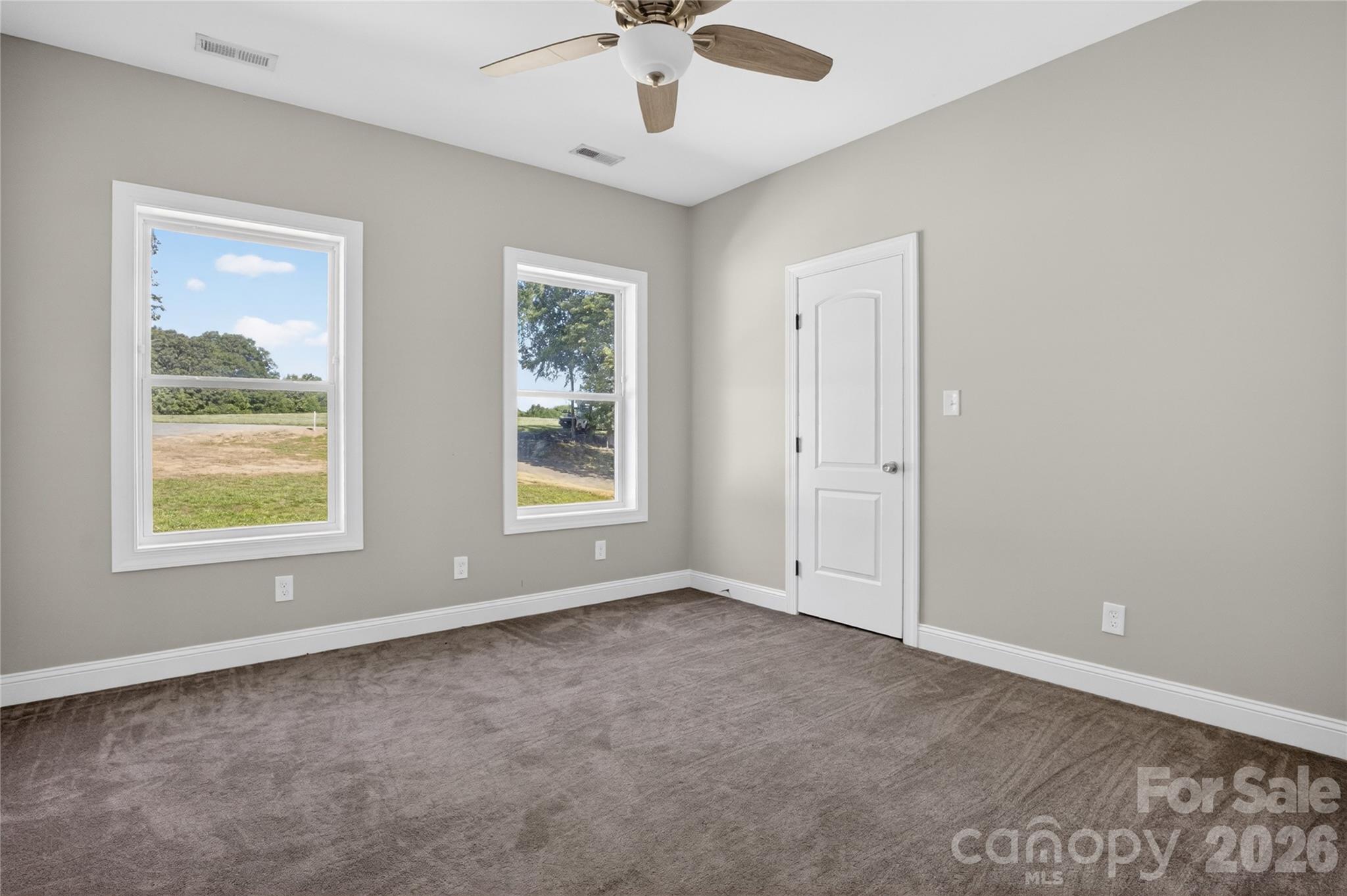 6151 Settlers Trail — Stanfield