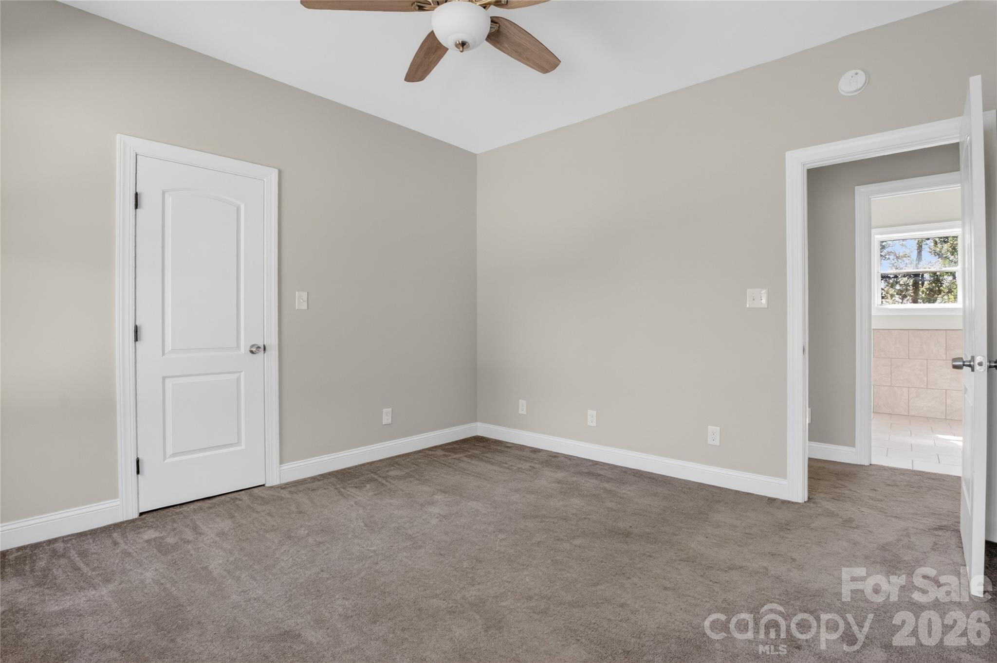 6151 Settlers Trail — Stanfield