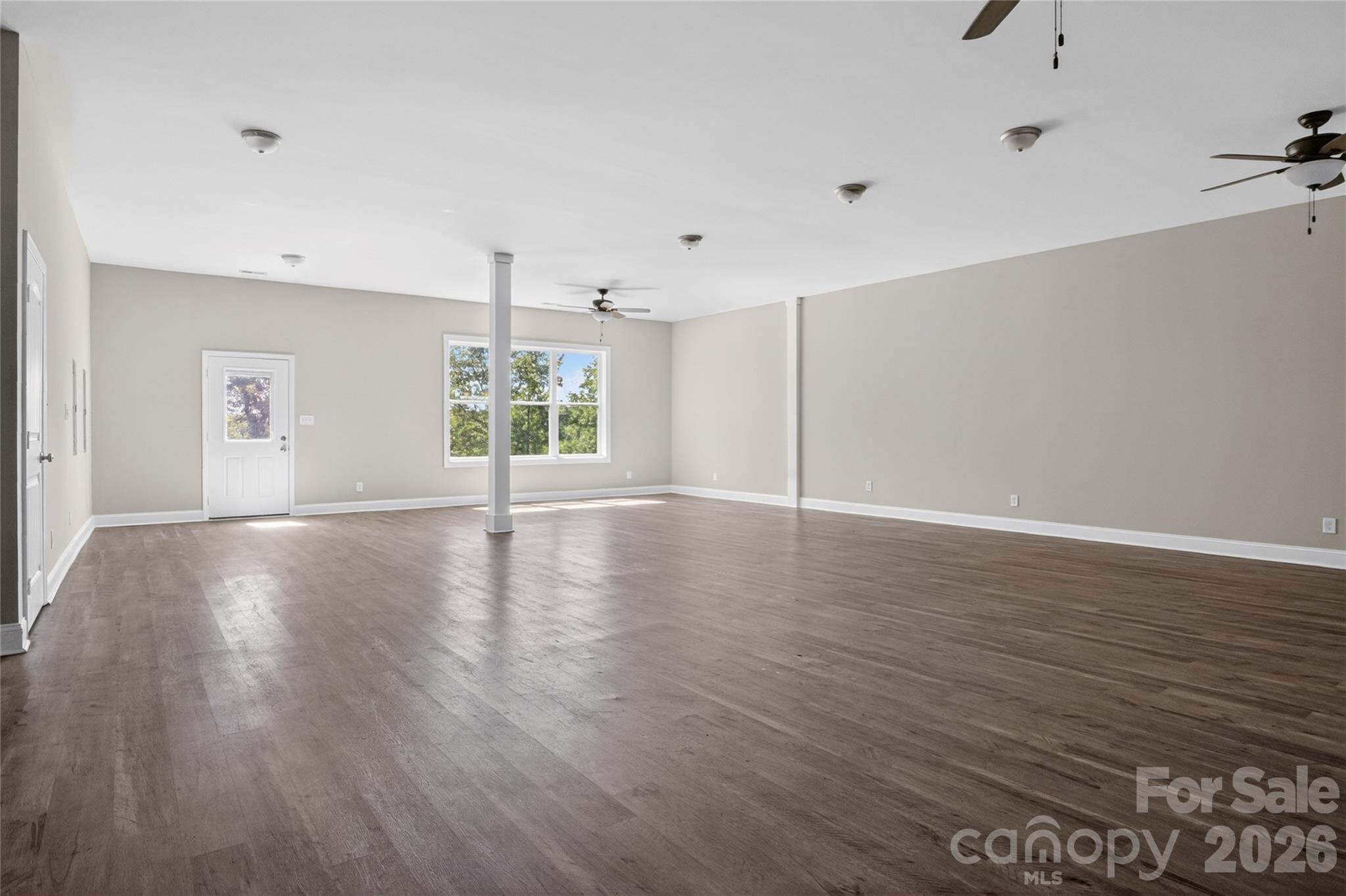6151 Settlers Trail — Stanfield