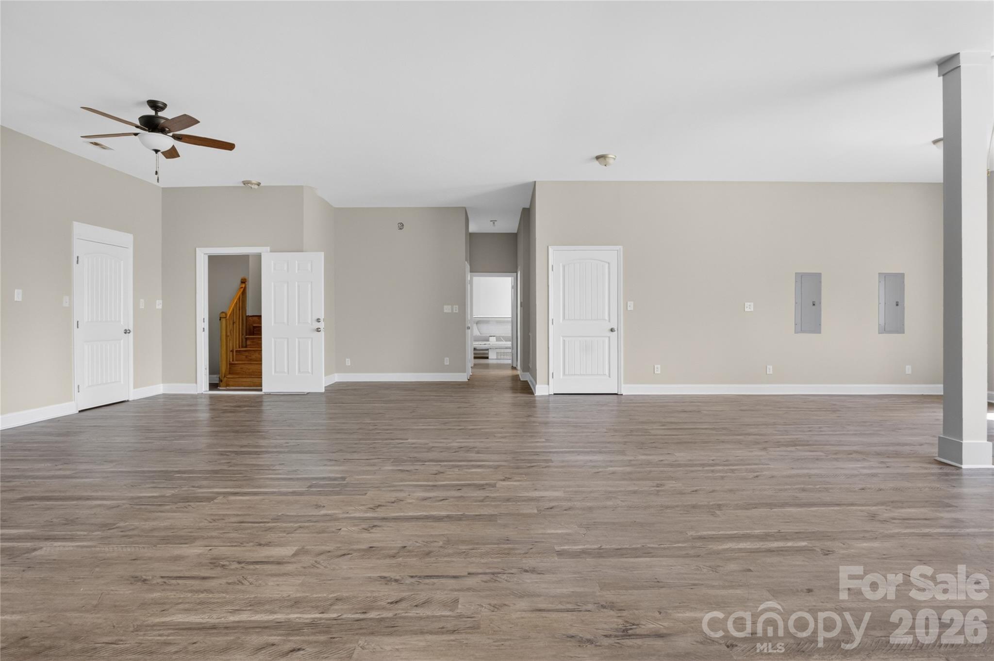 6151 Settlers Trail — Stanfield