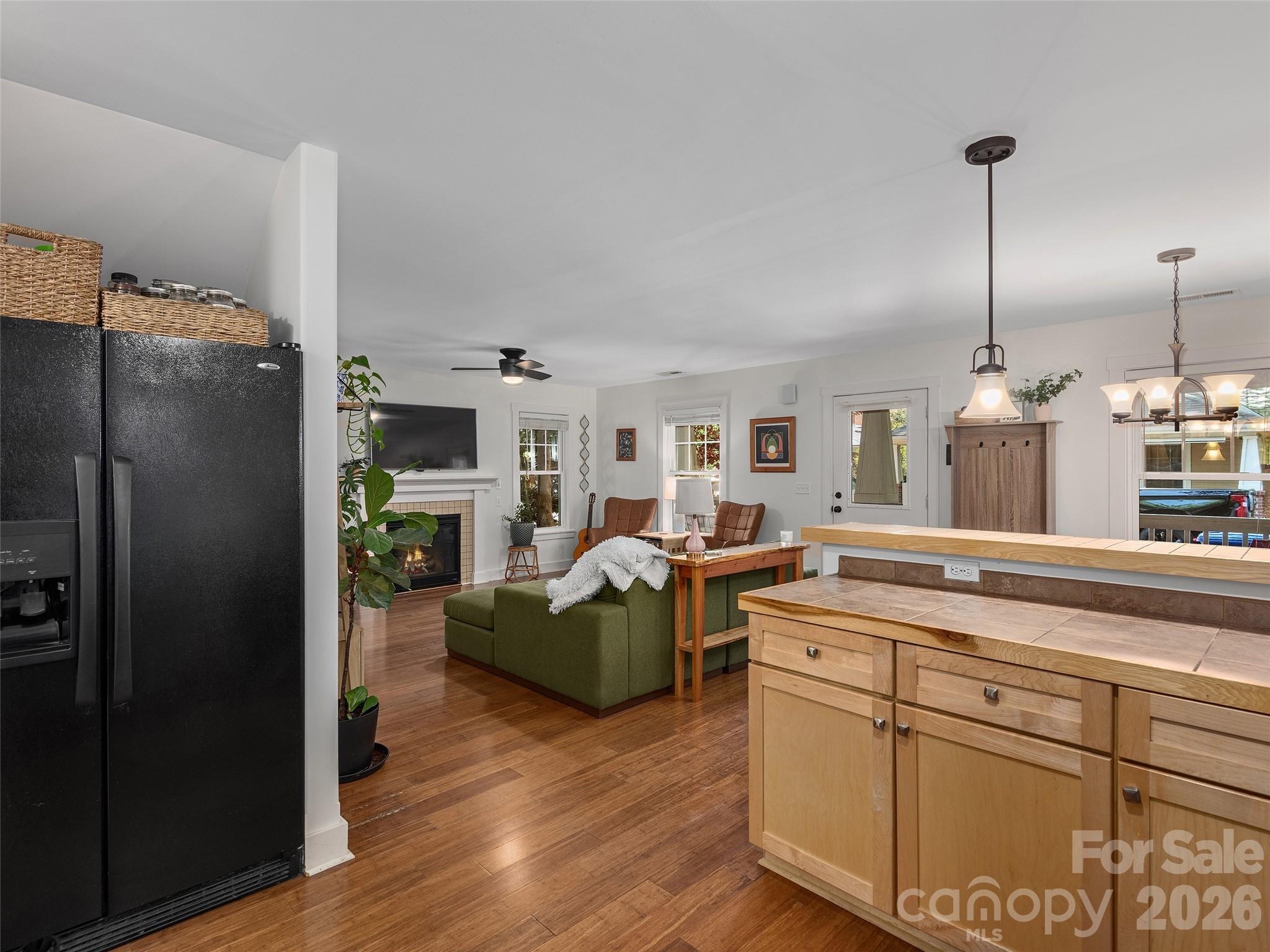 11 Knotty Alder Court — Candler