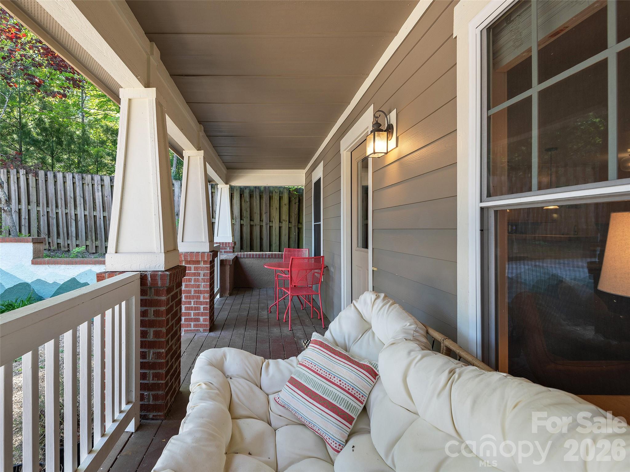 11 Knotty Alder Court — Candler