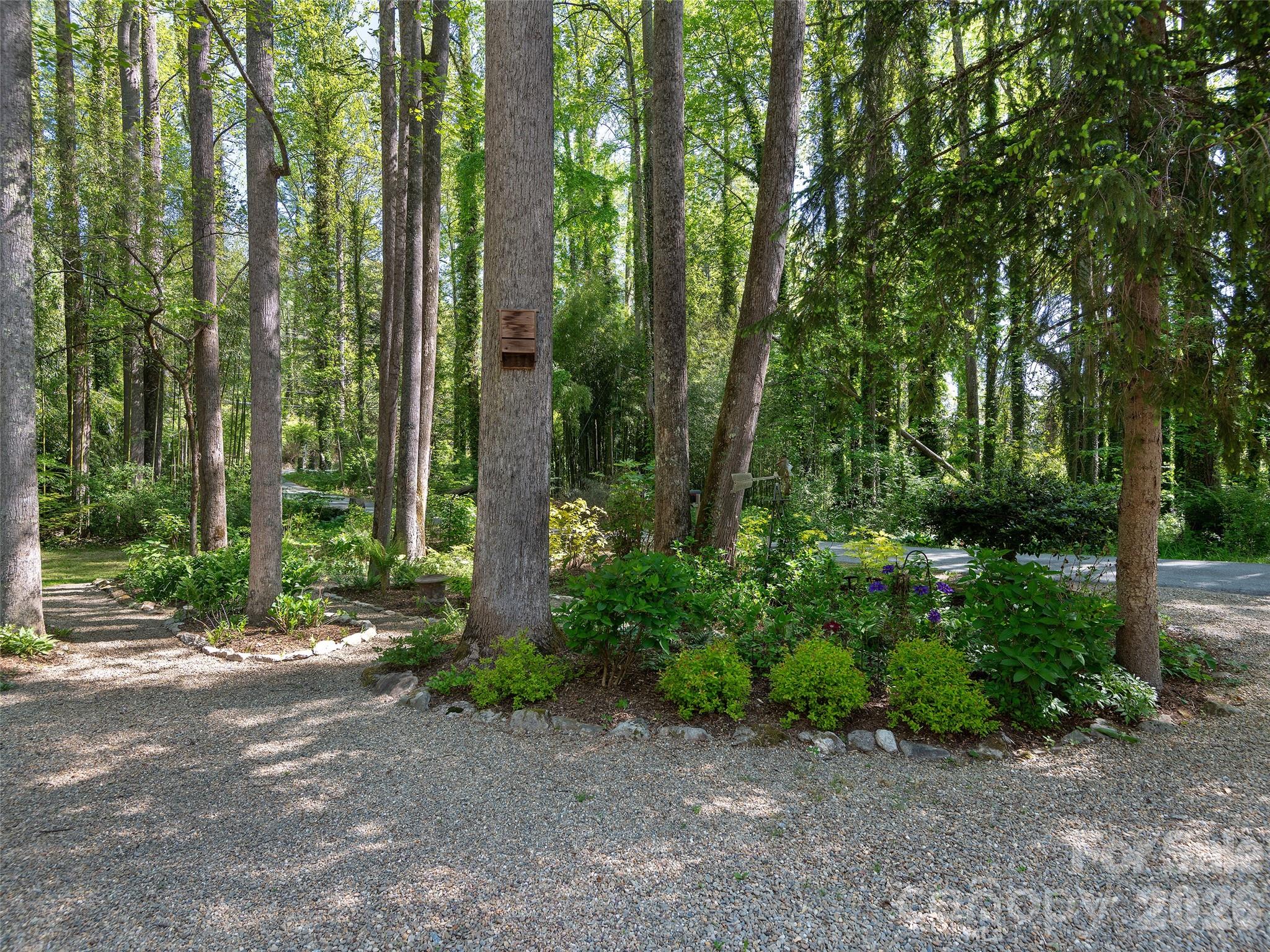 30 Kanuga Heights Lane — Hendersonville
