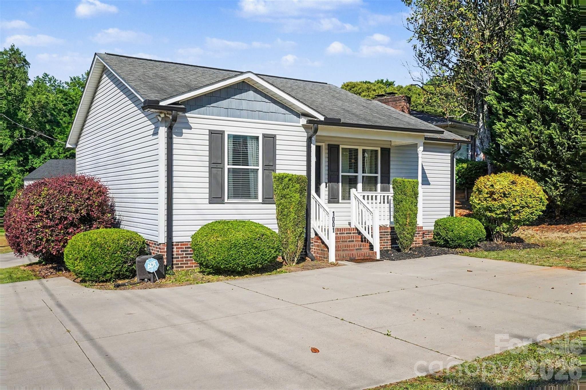 1001 Rainbow Drive — Kannapolis
