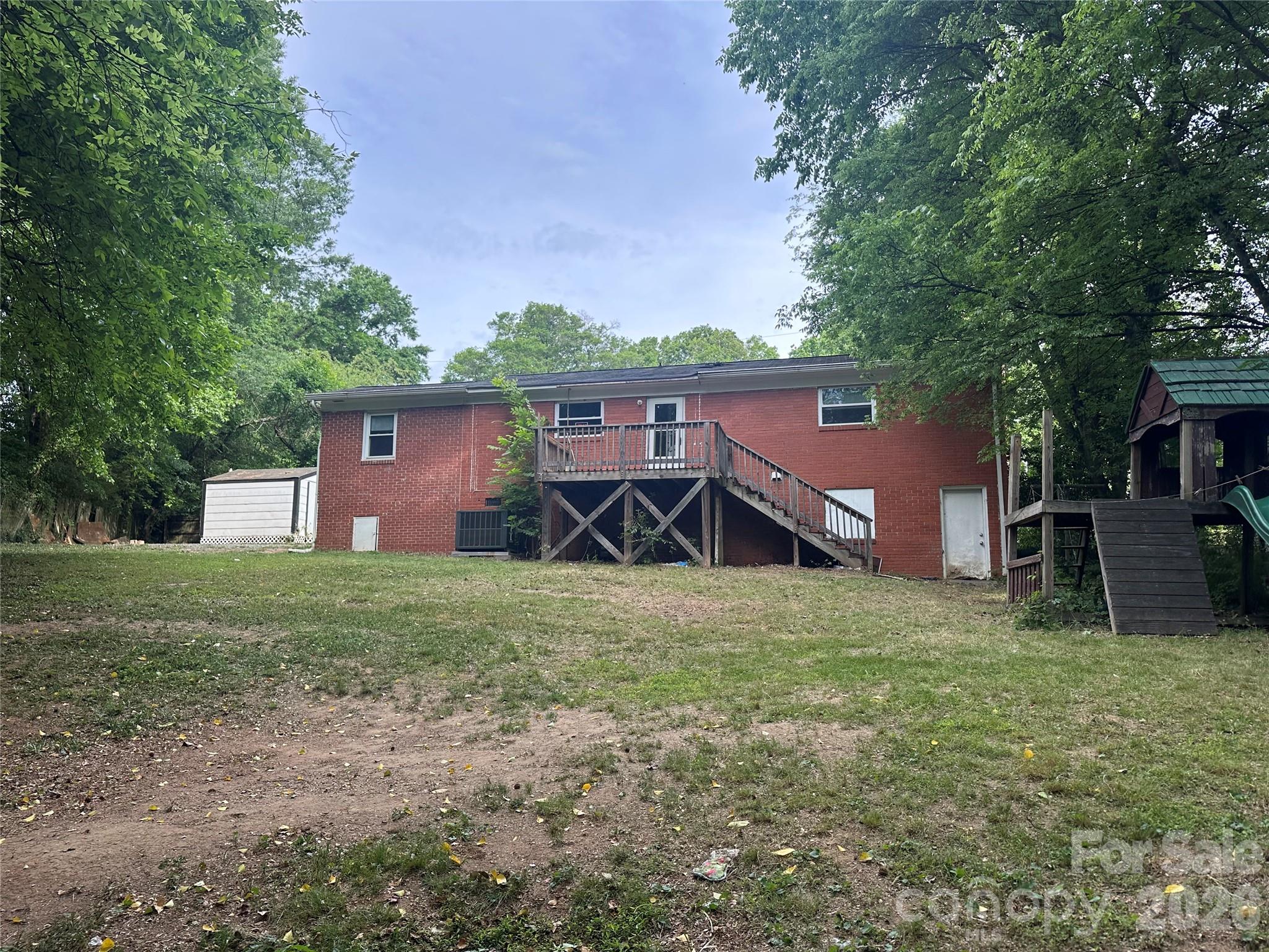 1103 Lewiston Avenue — Charlotte