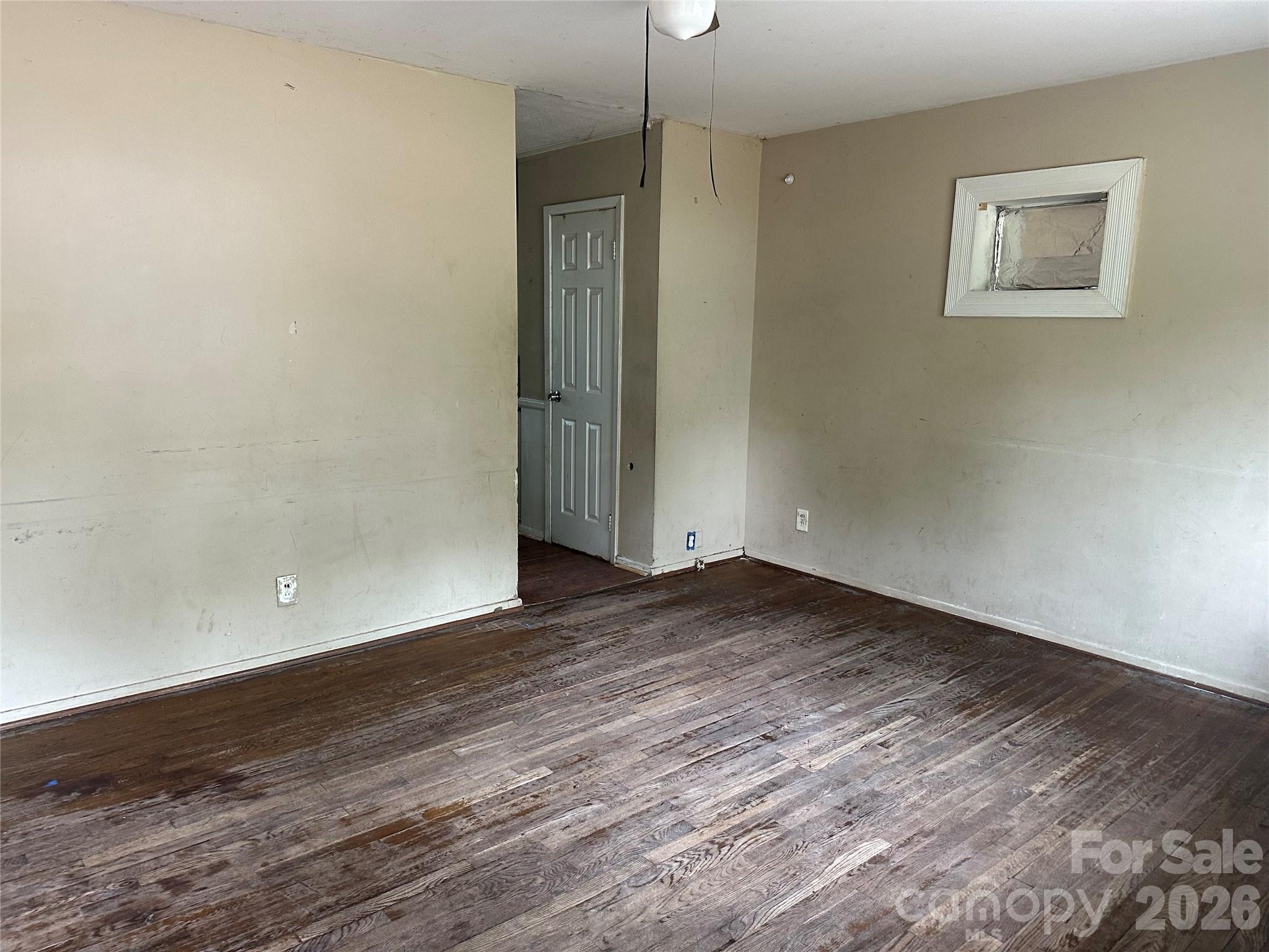 1103 Lewiston Avenue — Charlotte