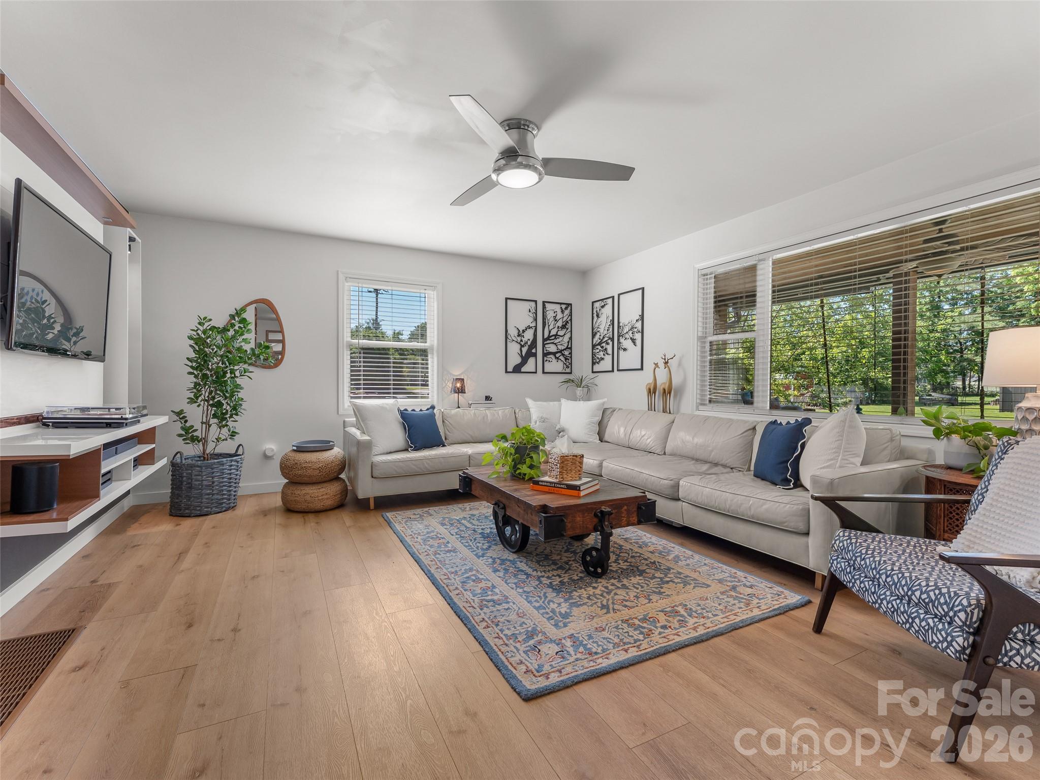 154 White Oak Lane — Brevard