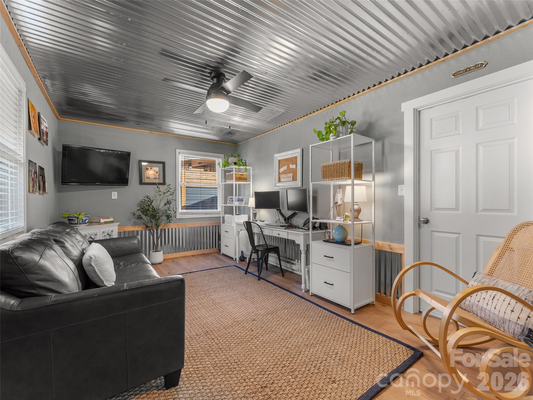 154 White Oak Lane — Brevard
