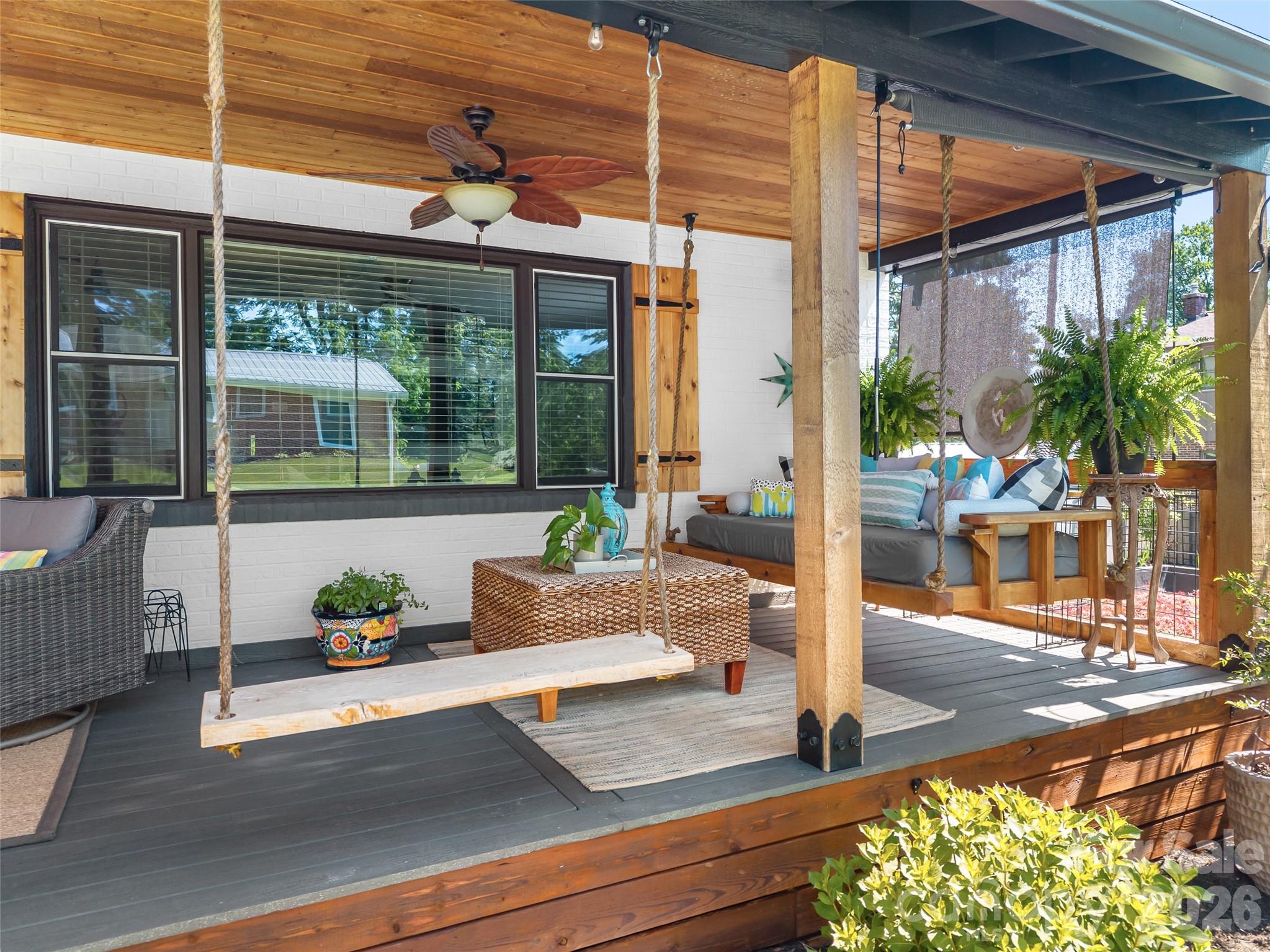 154 White Oak Lane — Brevard