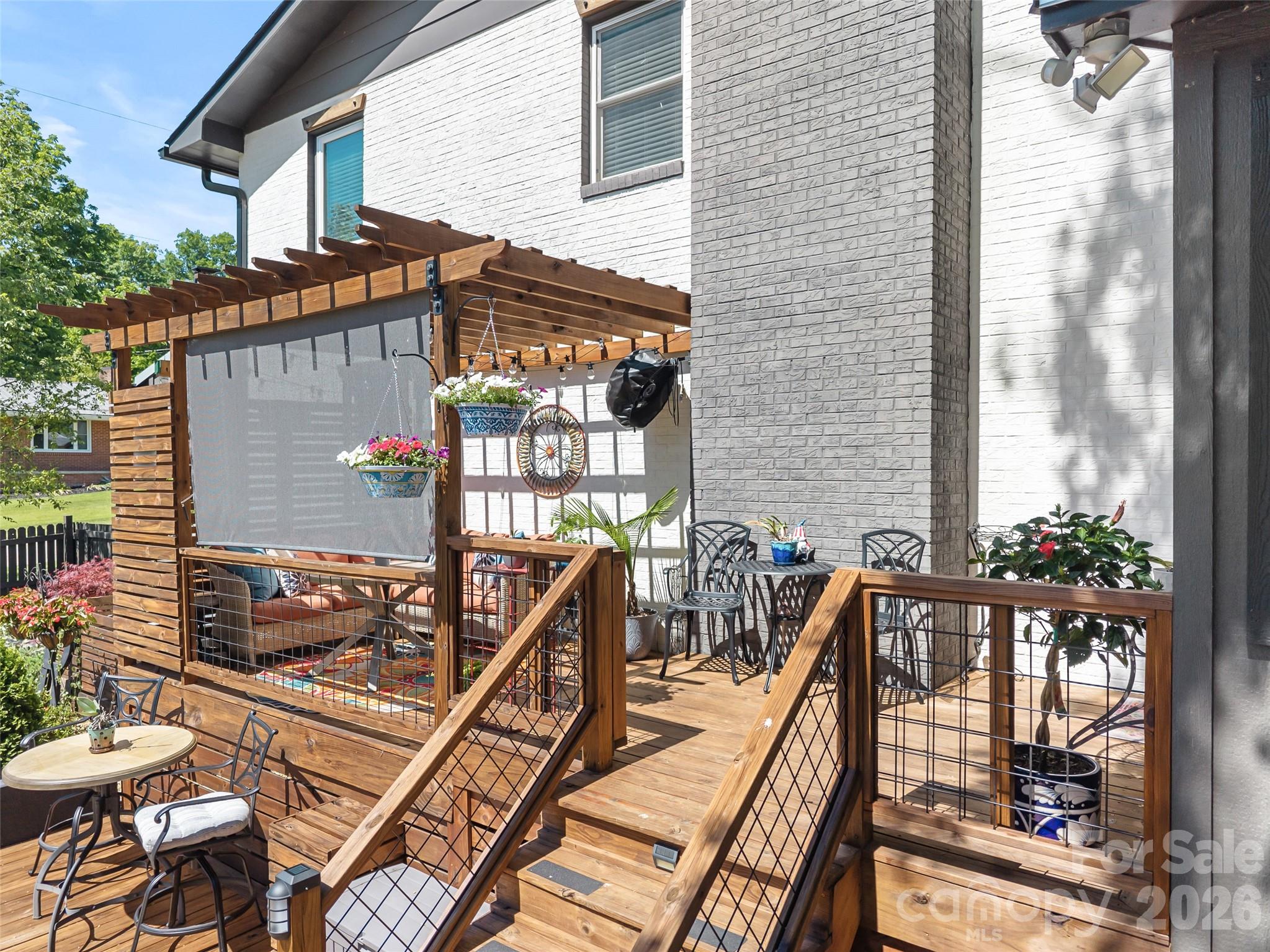 154 White Oak Lane — Brevard