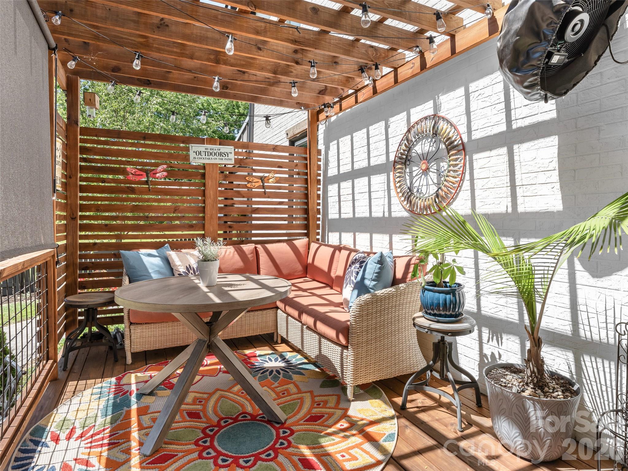 154 White Oak Lane — Brevard