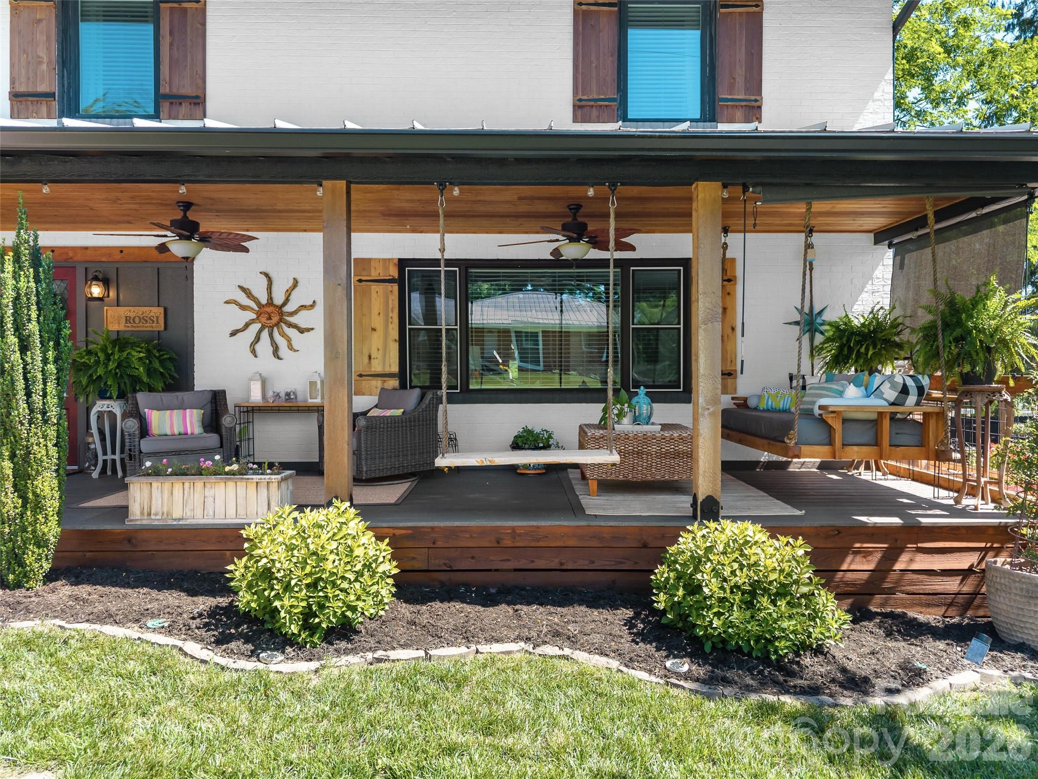 154 White Oak Lane — Brevard