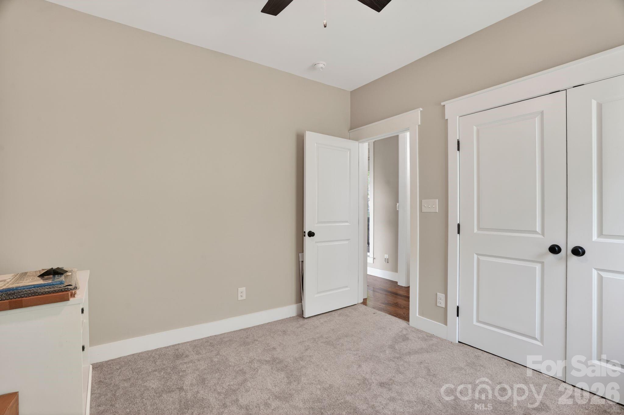 1182 Cape Hickory Road — Hickory