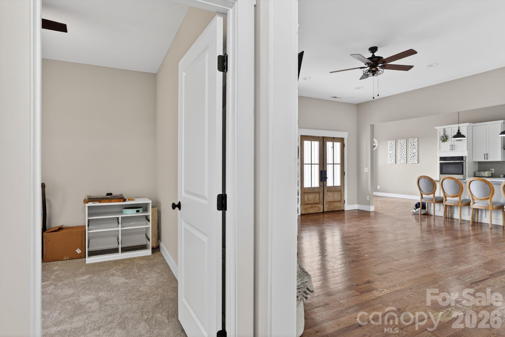 1182 Cape Hickory Road — Hickory