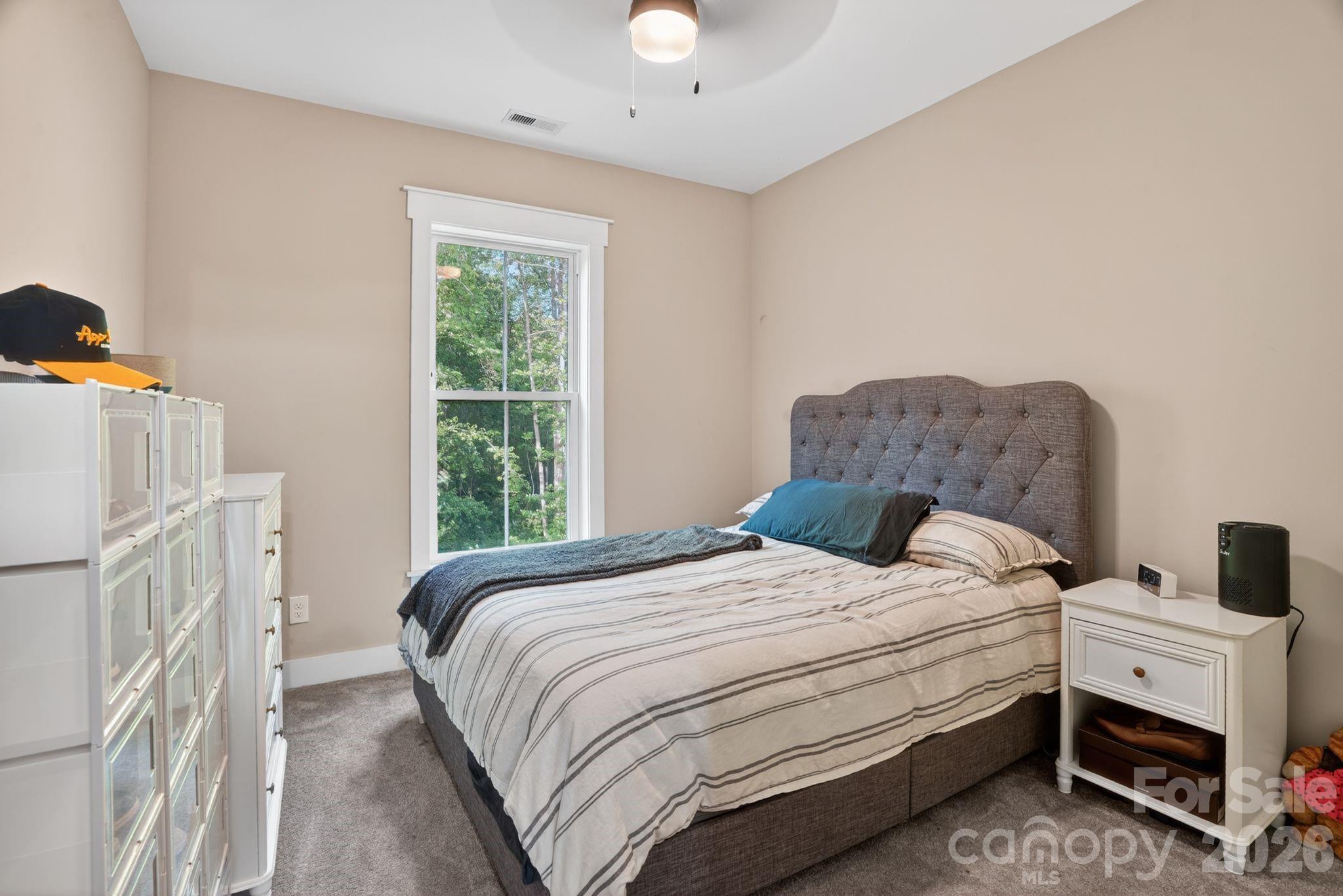 1182 Cape Hickory Road — Hickory